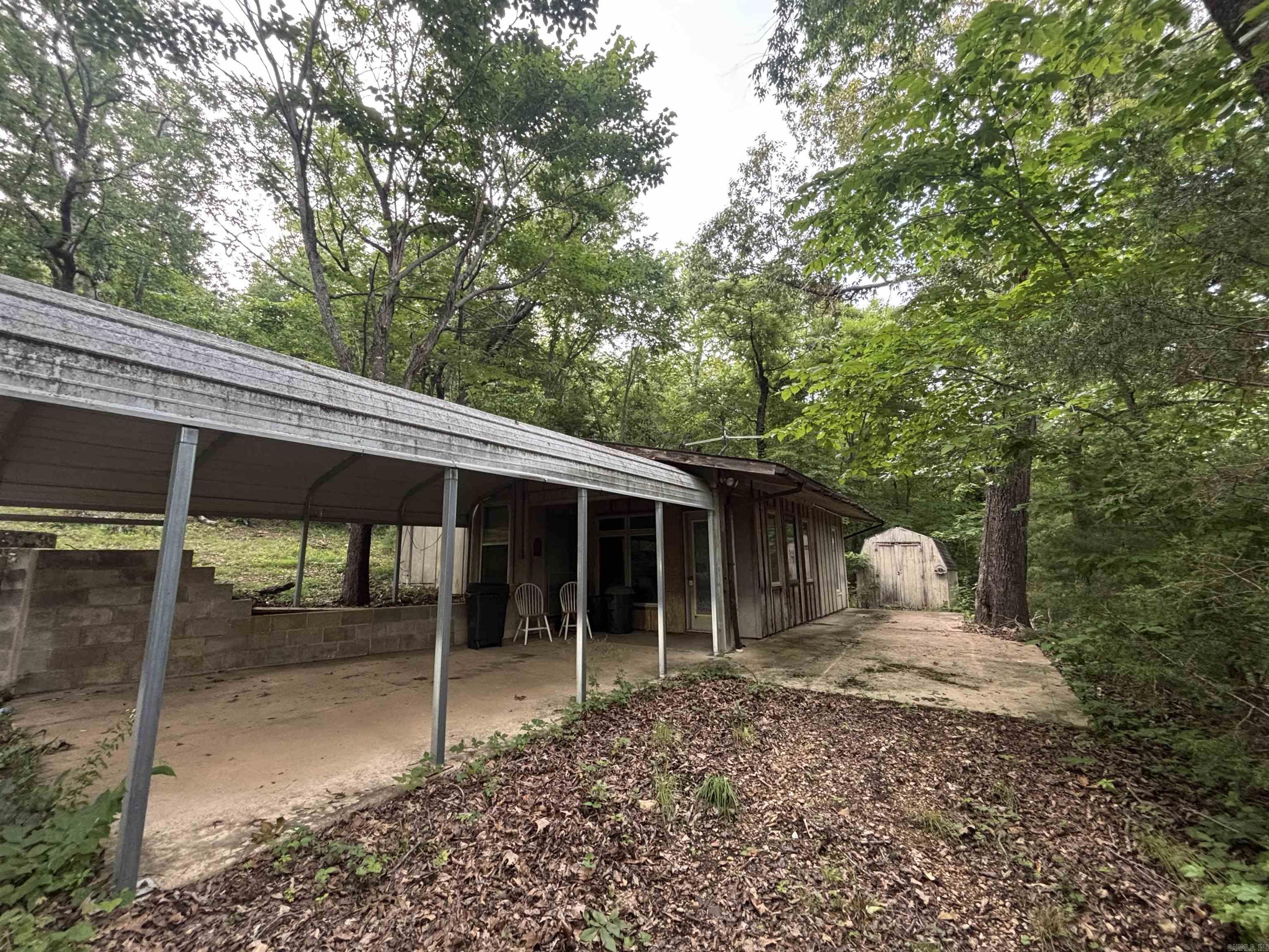 124 Bluffs  Mountain View, AR