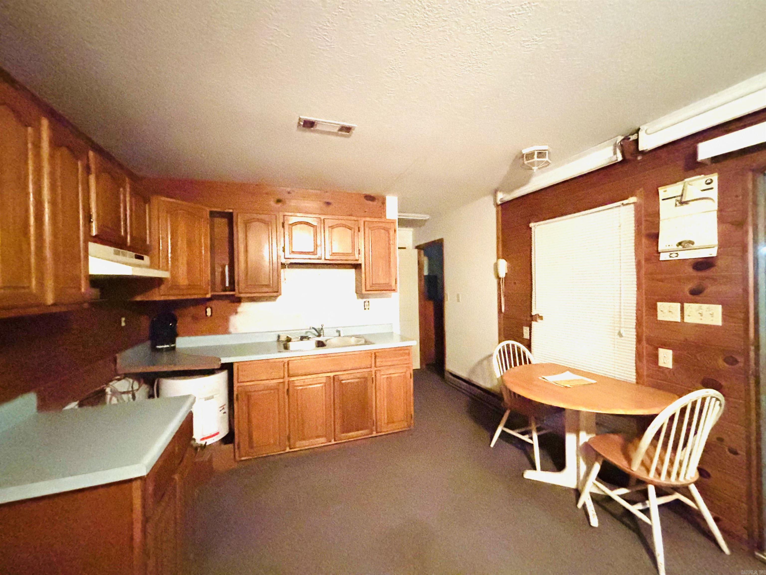 124 Bluffs  Mountain View, AR