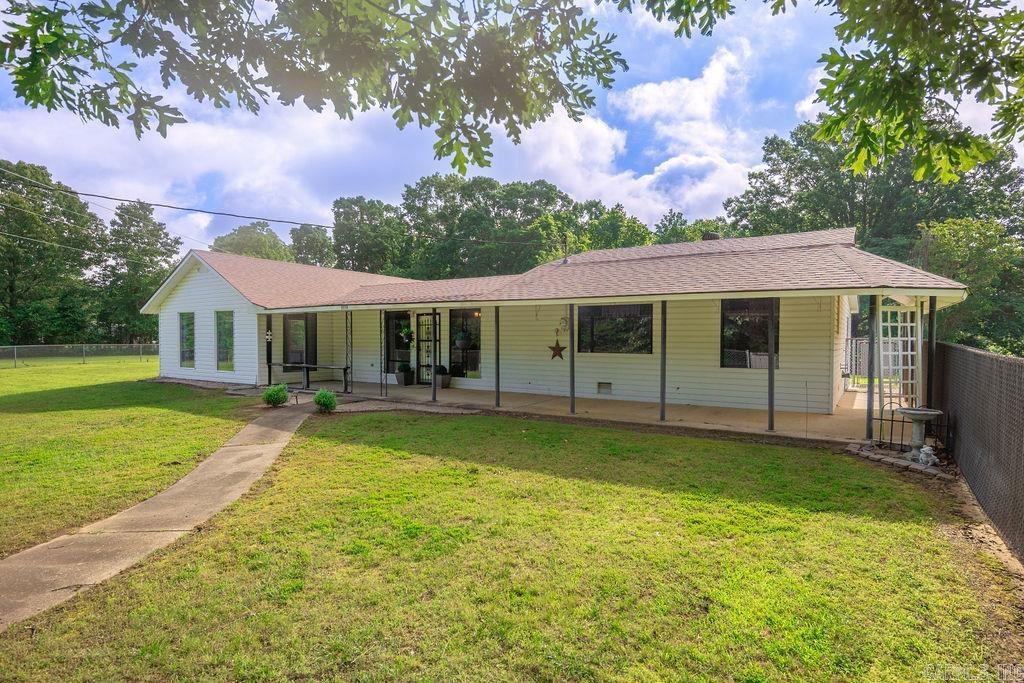 5779 HWY 16 West  Clinton, AR