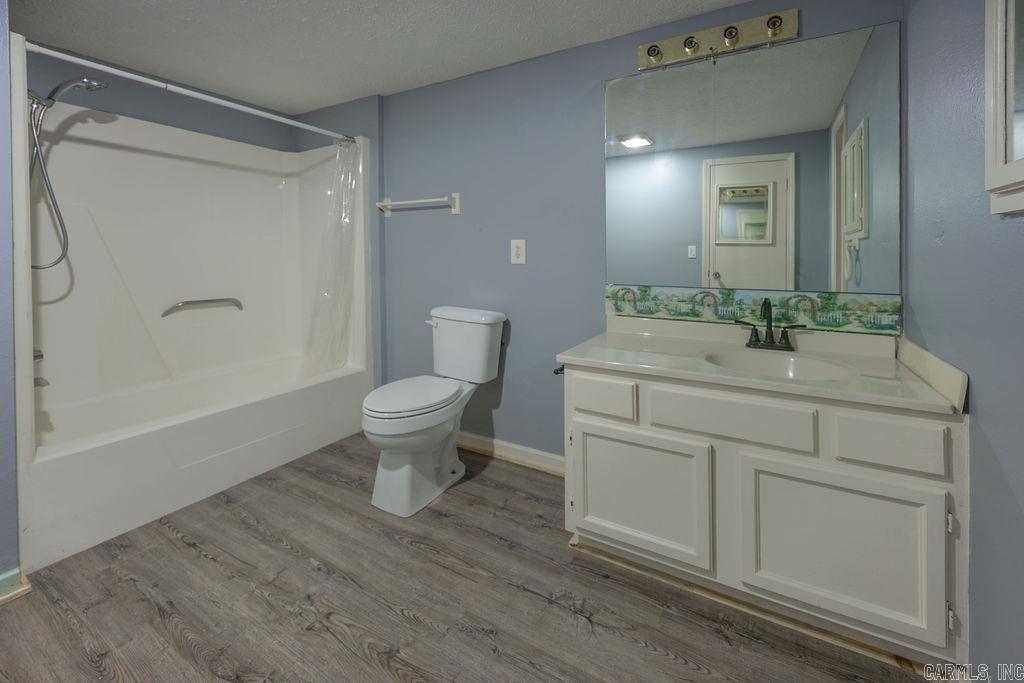 5779 HWY 16 West  Clinton, AR