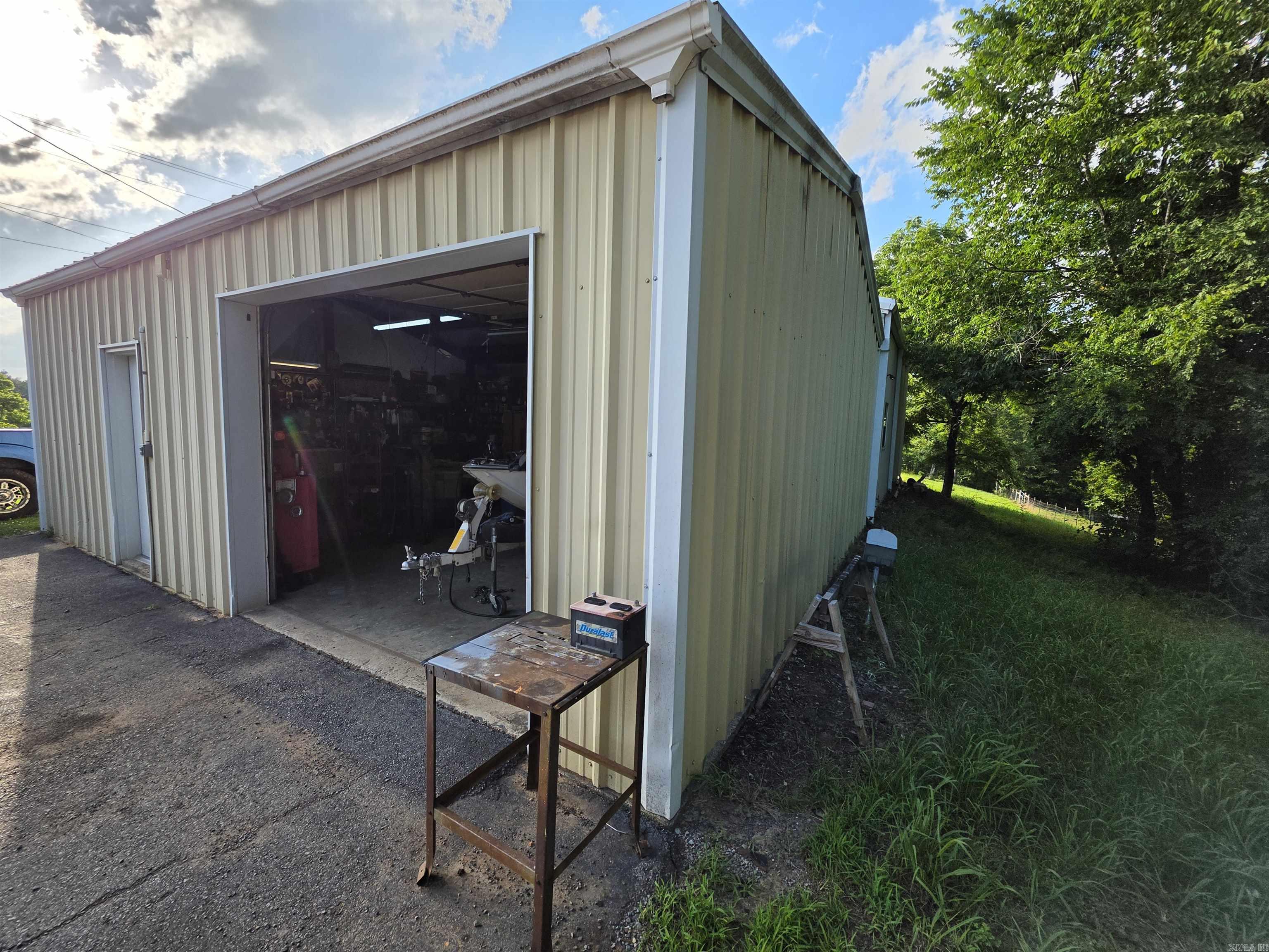 608 HWY 285 N  Damascus, AR