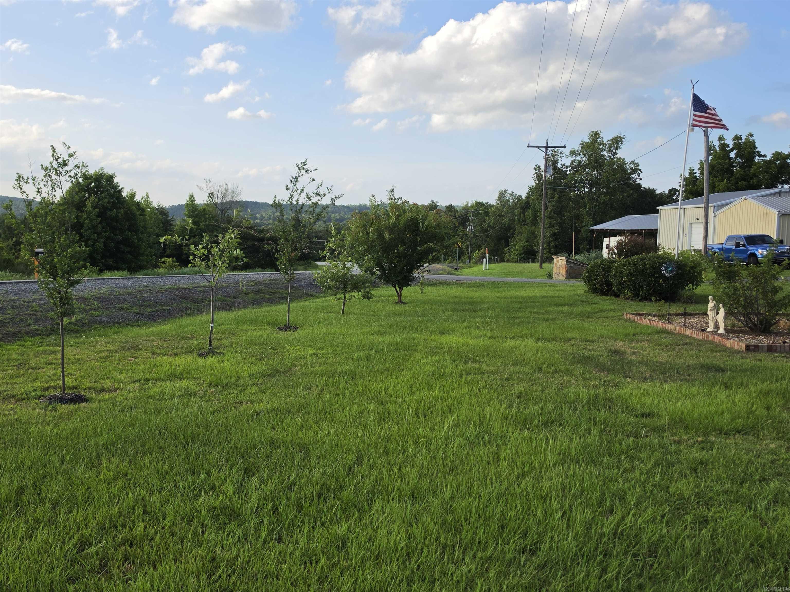 608 HWY 285 N  Damascus, AR