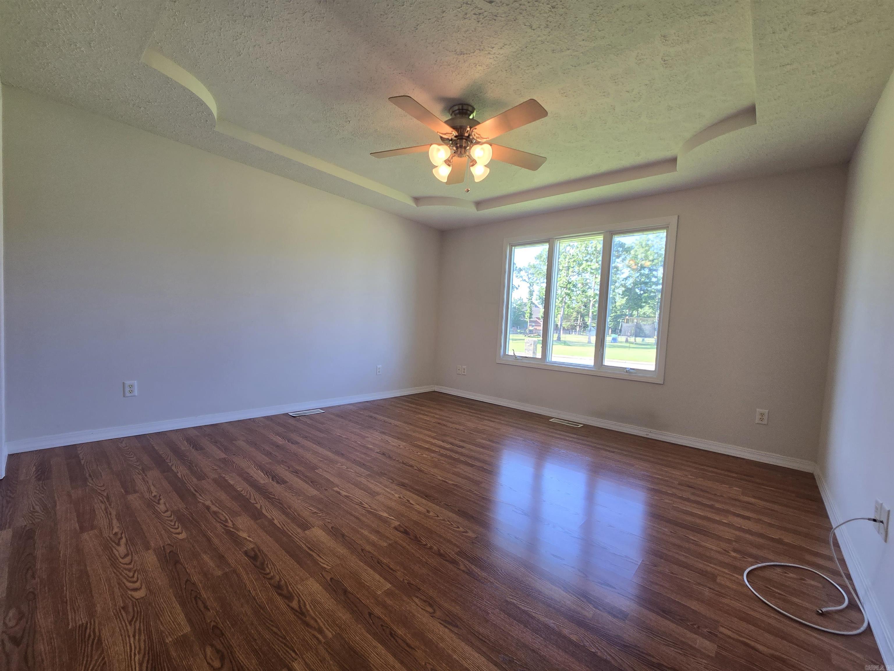 294 Holly Grove  Mountain Home, AR