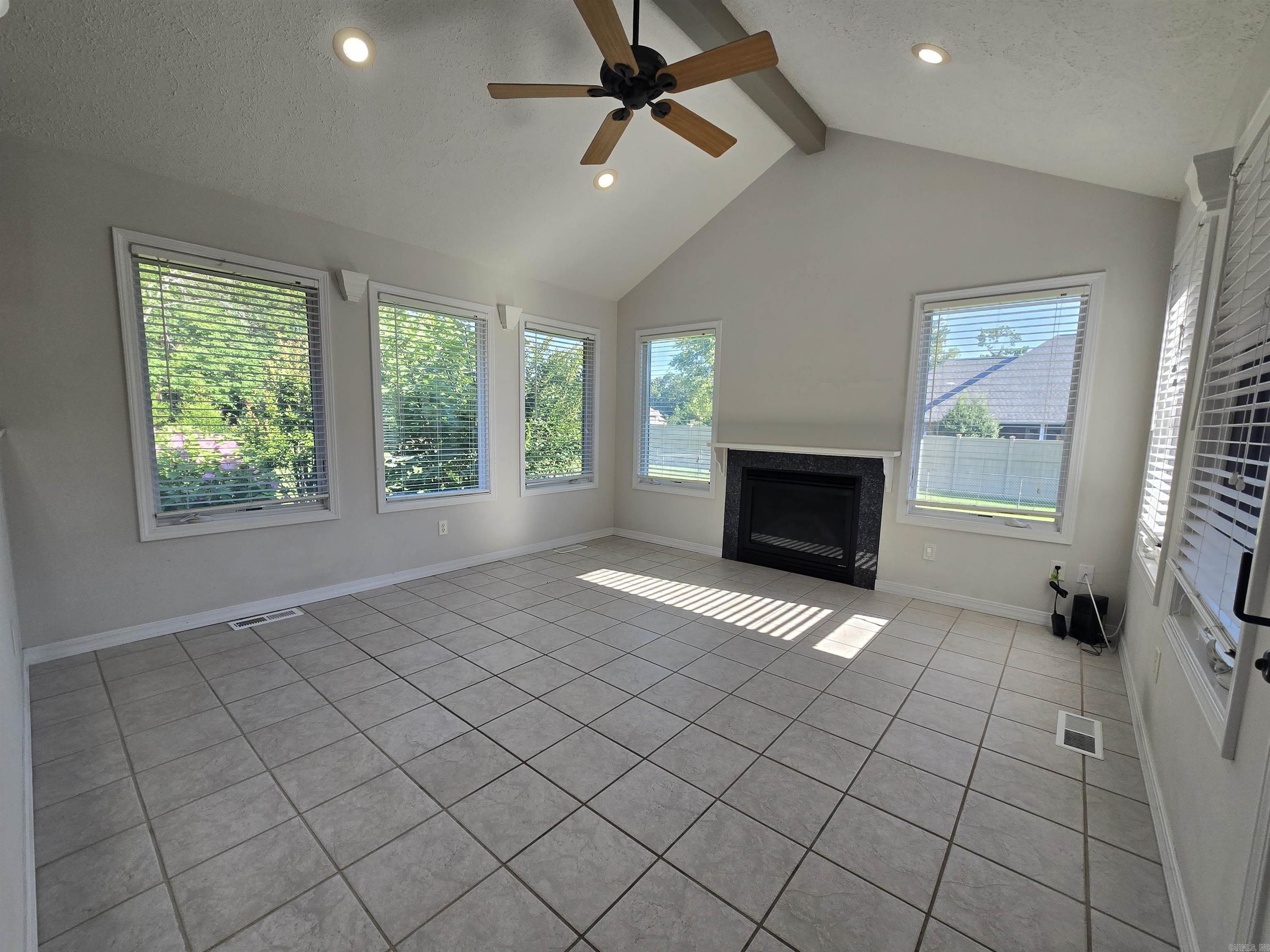 294 Holly Grove  Mountain Home, AR