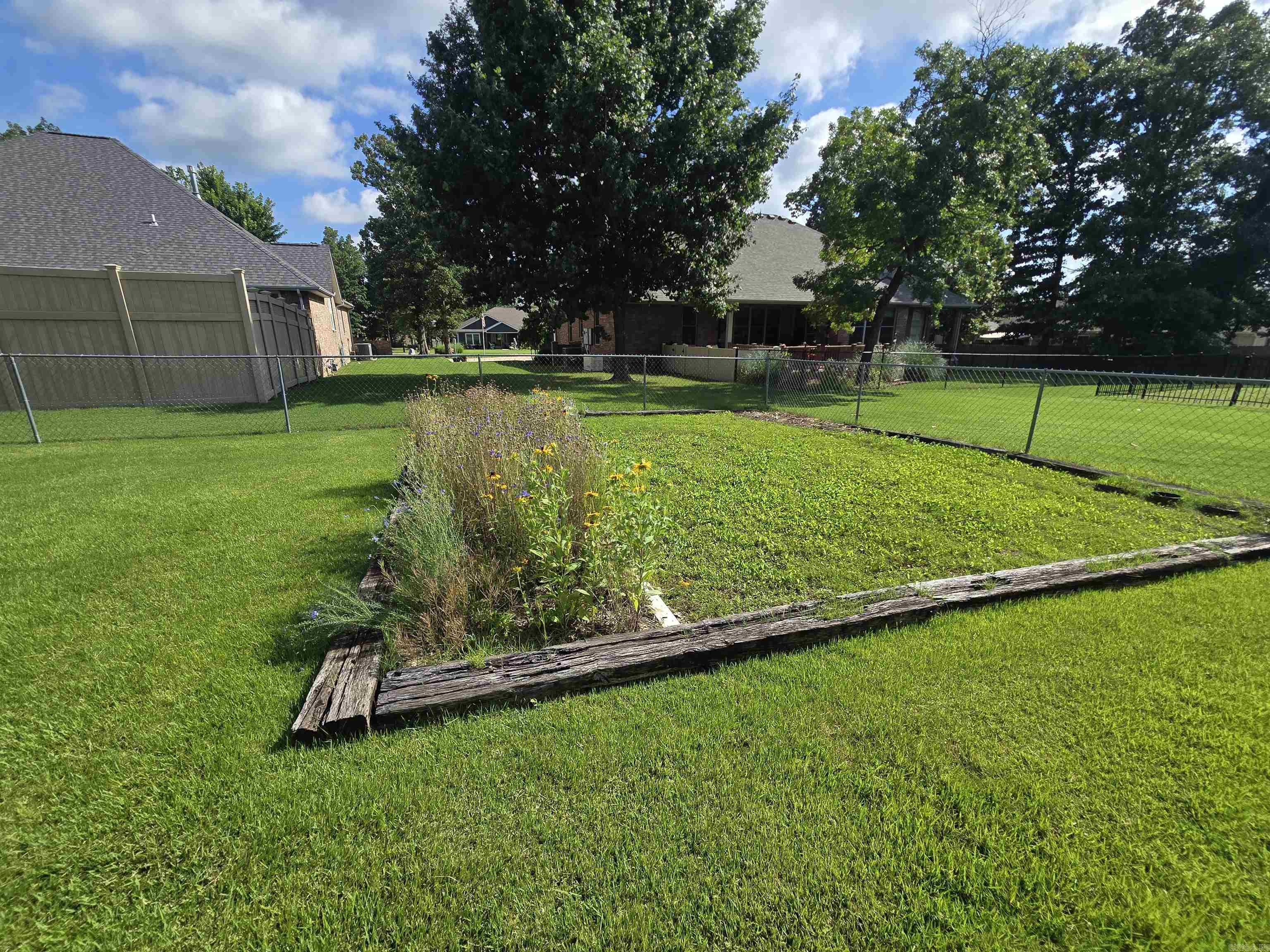 294 Holly Grove  Mountain Home, AR