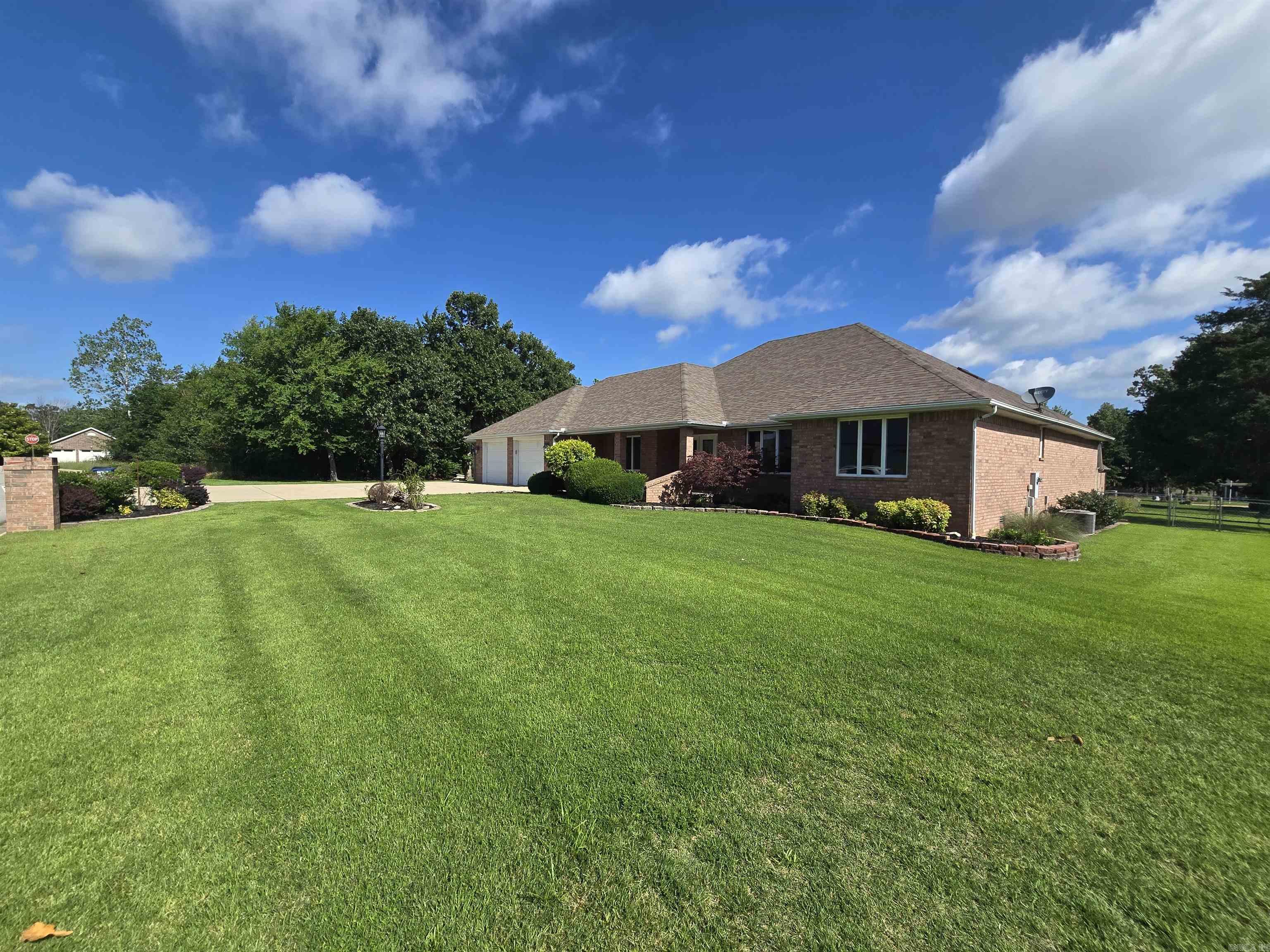 294 Holly Grove  Mountain Home, AR