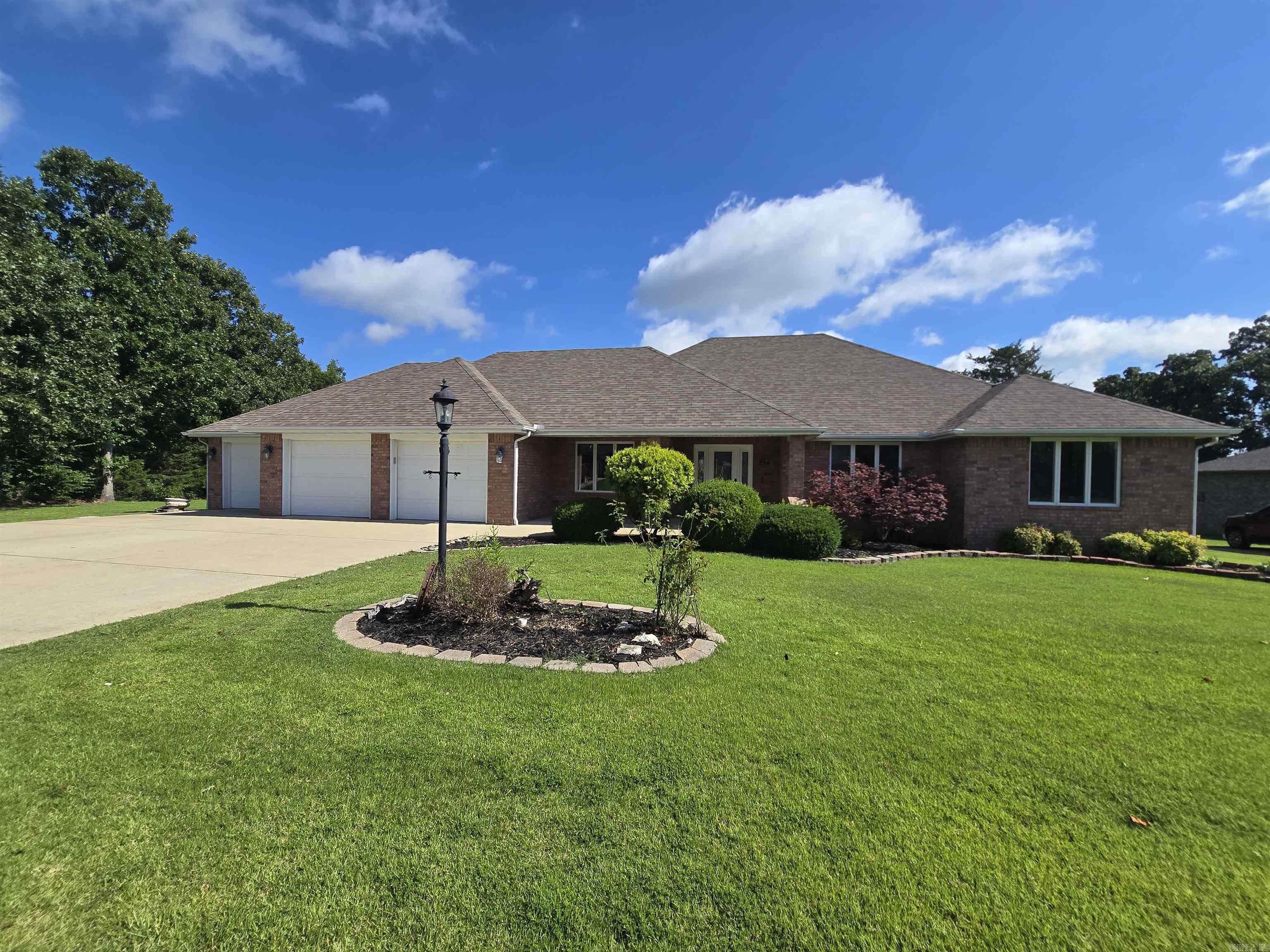294 Holly Grove  Mountain Home, AR