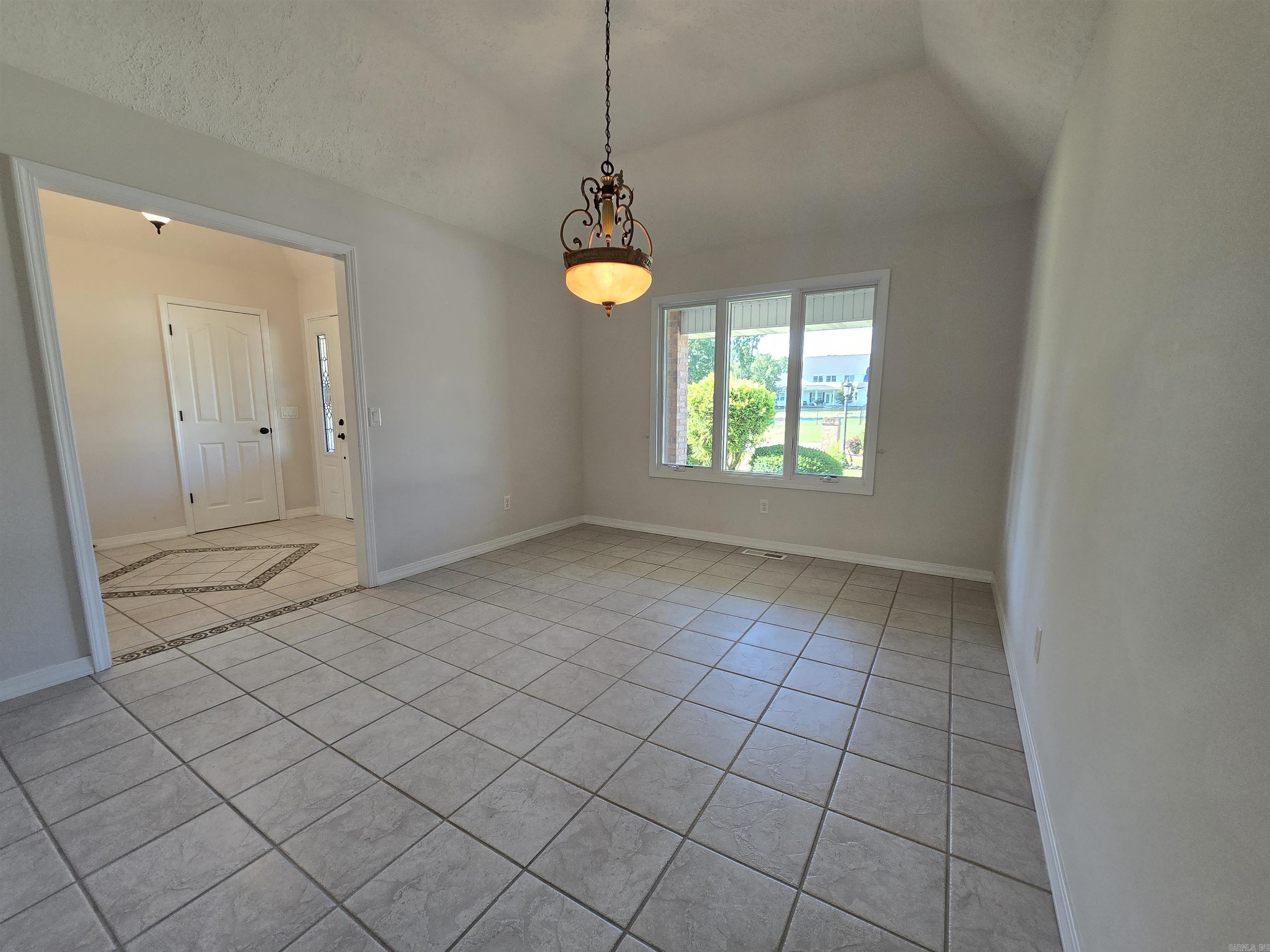 294 Holly Grove  Mountain Home, AR