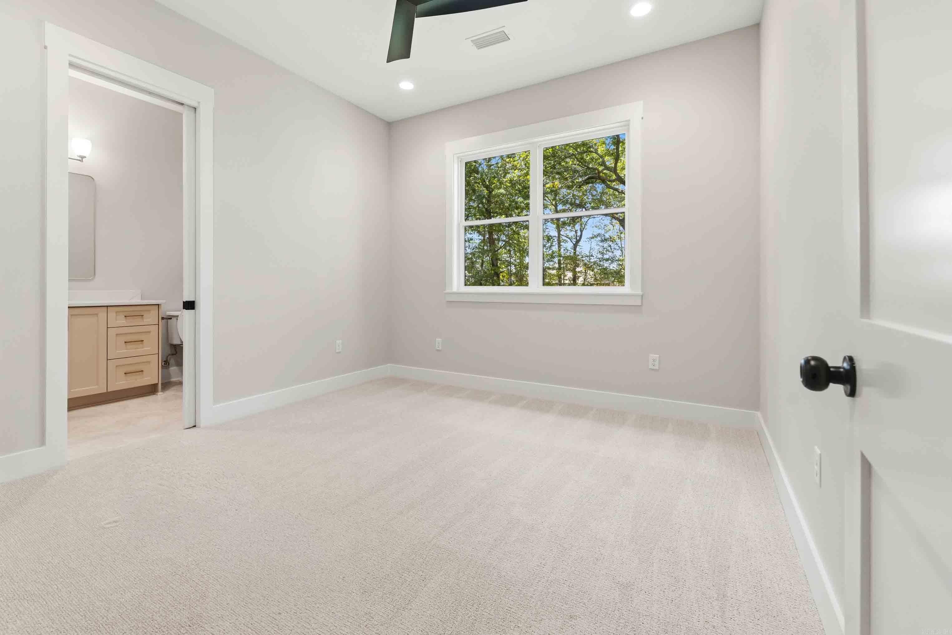 202 Shagbark Trail Maumelle, AR 72113