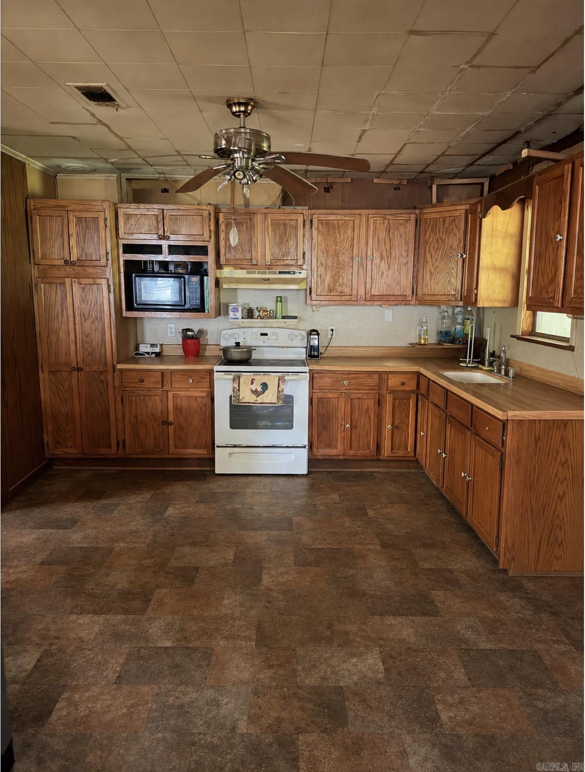 90 Red Oak  Rison, AR