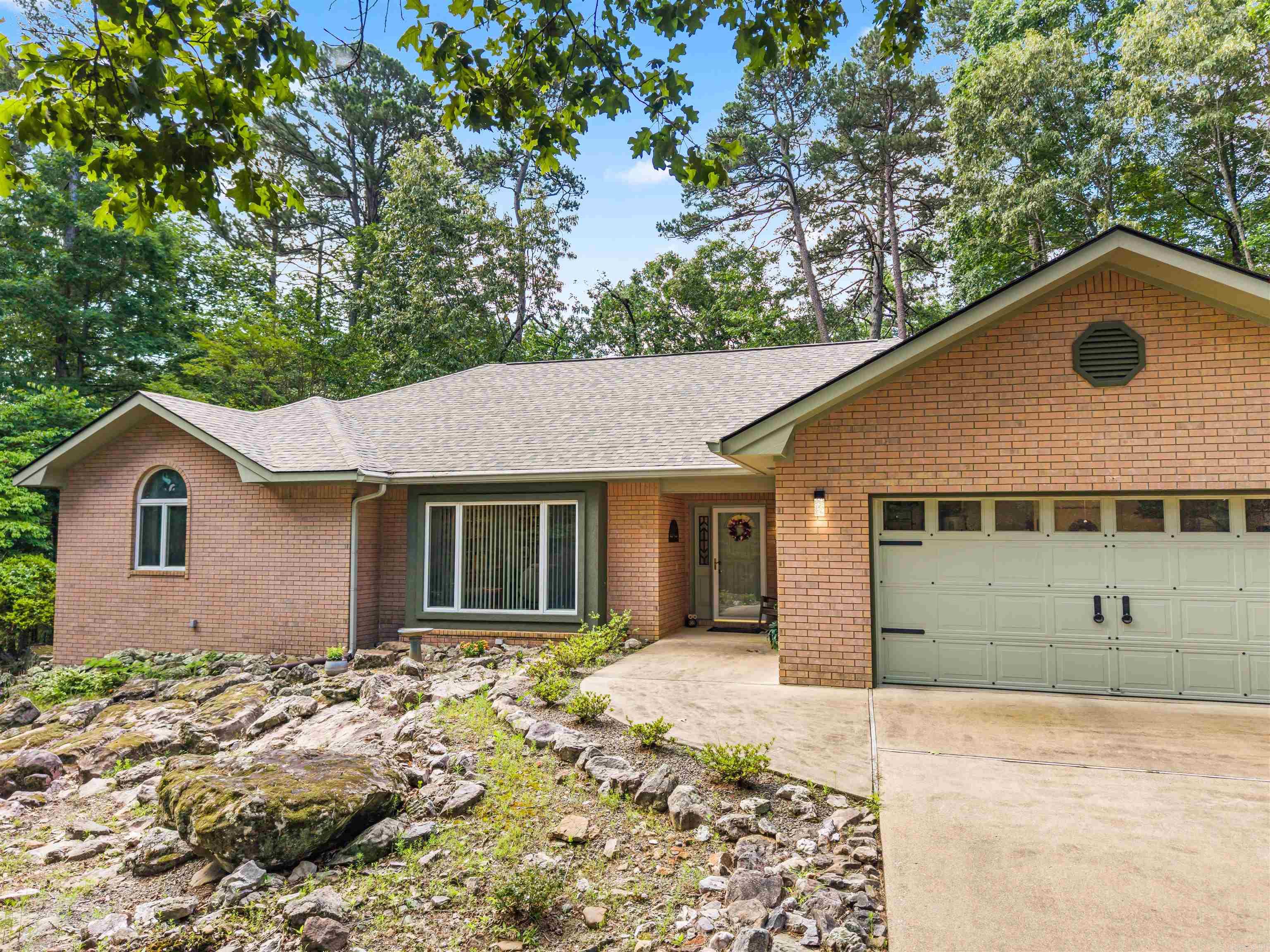 140 Empinado  Hot Springs Village, AR