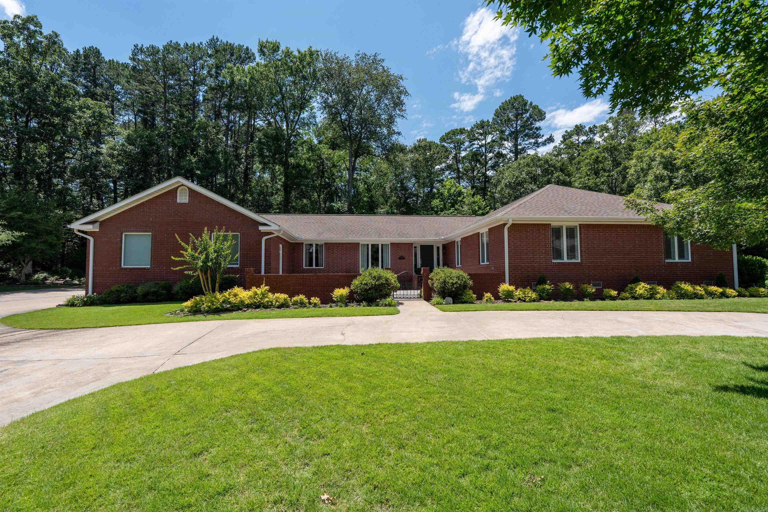 1021 Huntington  Heber Springs, AR