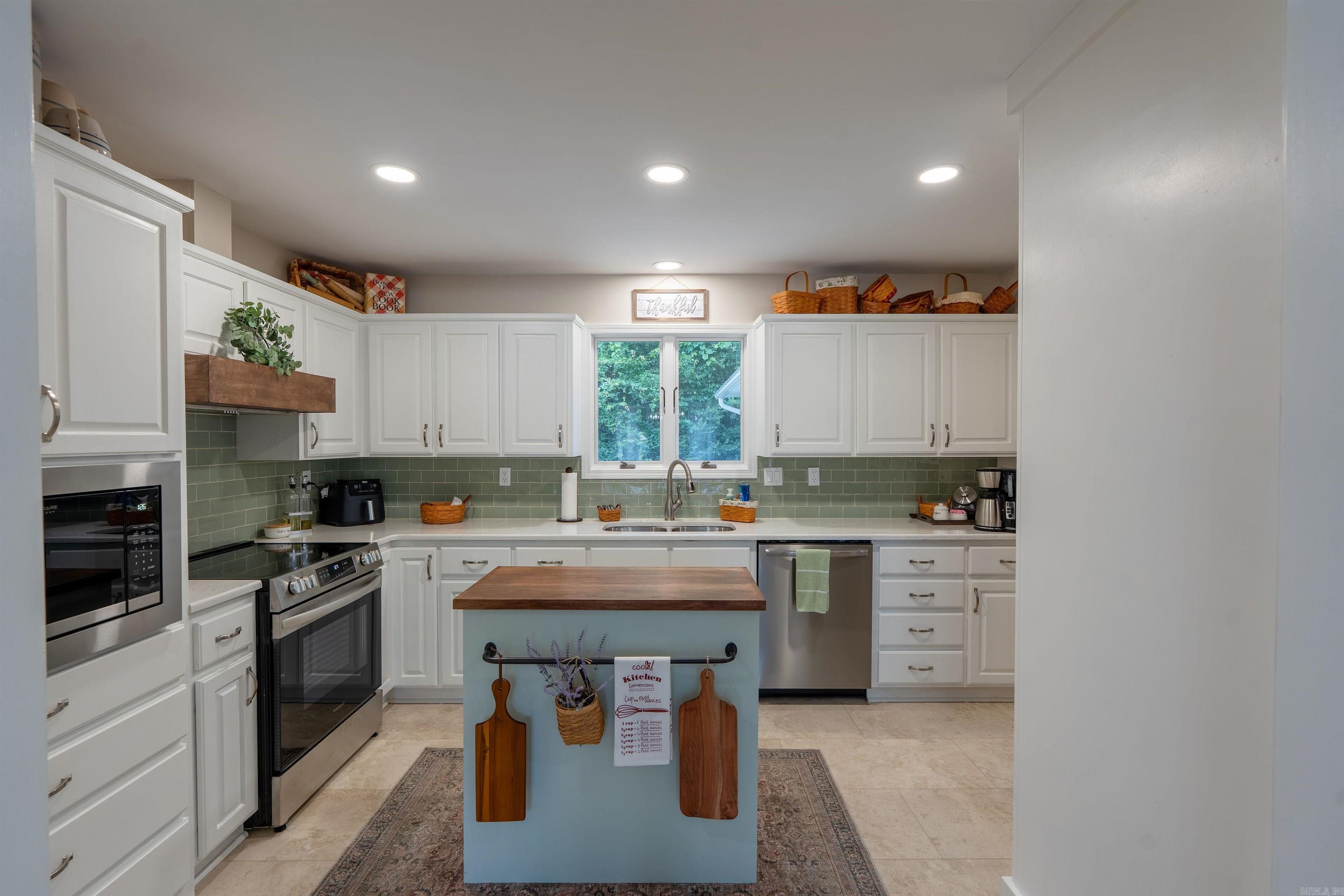 1021 Huntington  Heber Springs, AR