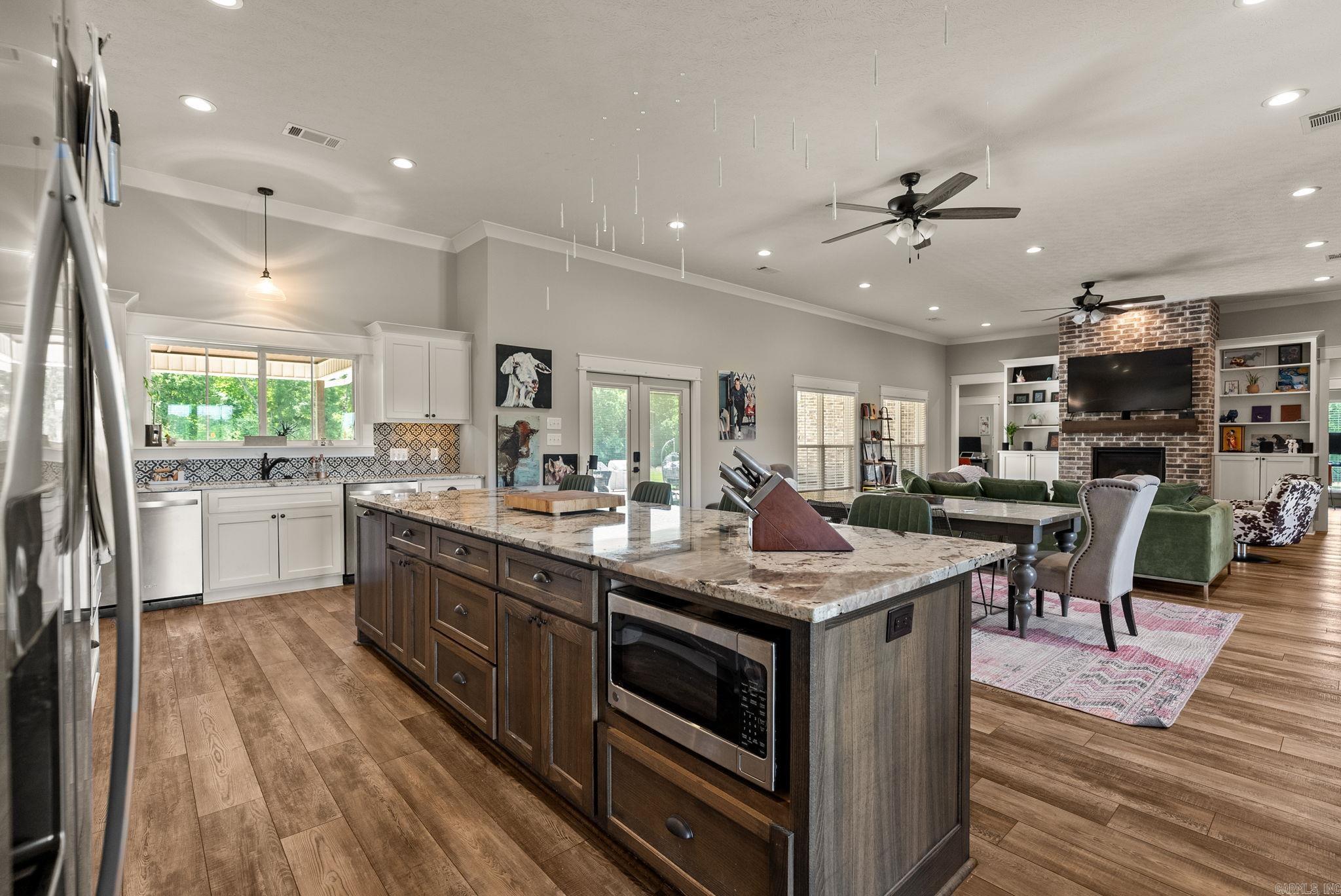 18 Brookeview Dr  Greenbrier, AR