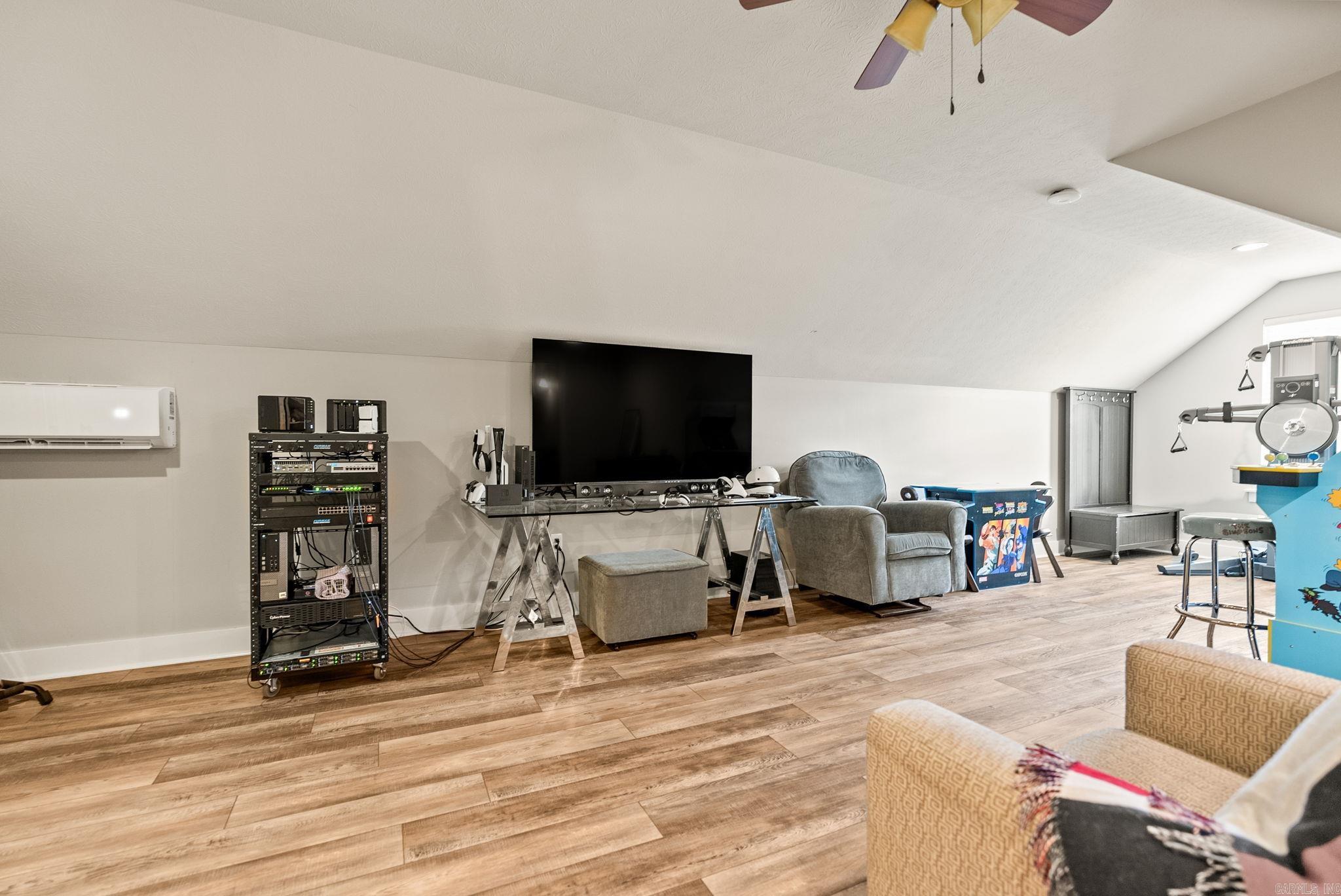 18 Brookeview Dr  Greenbrier, AR