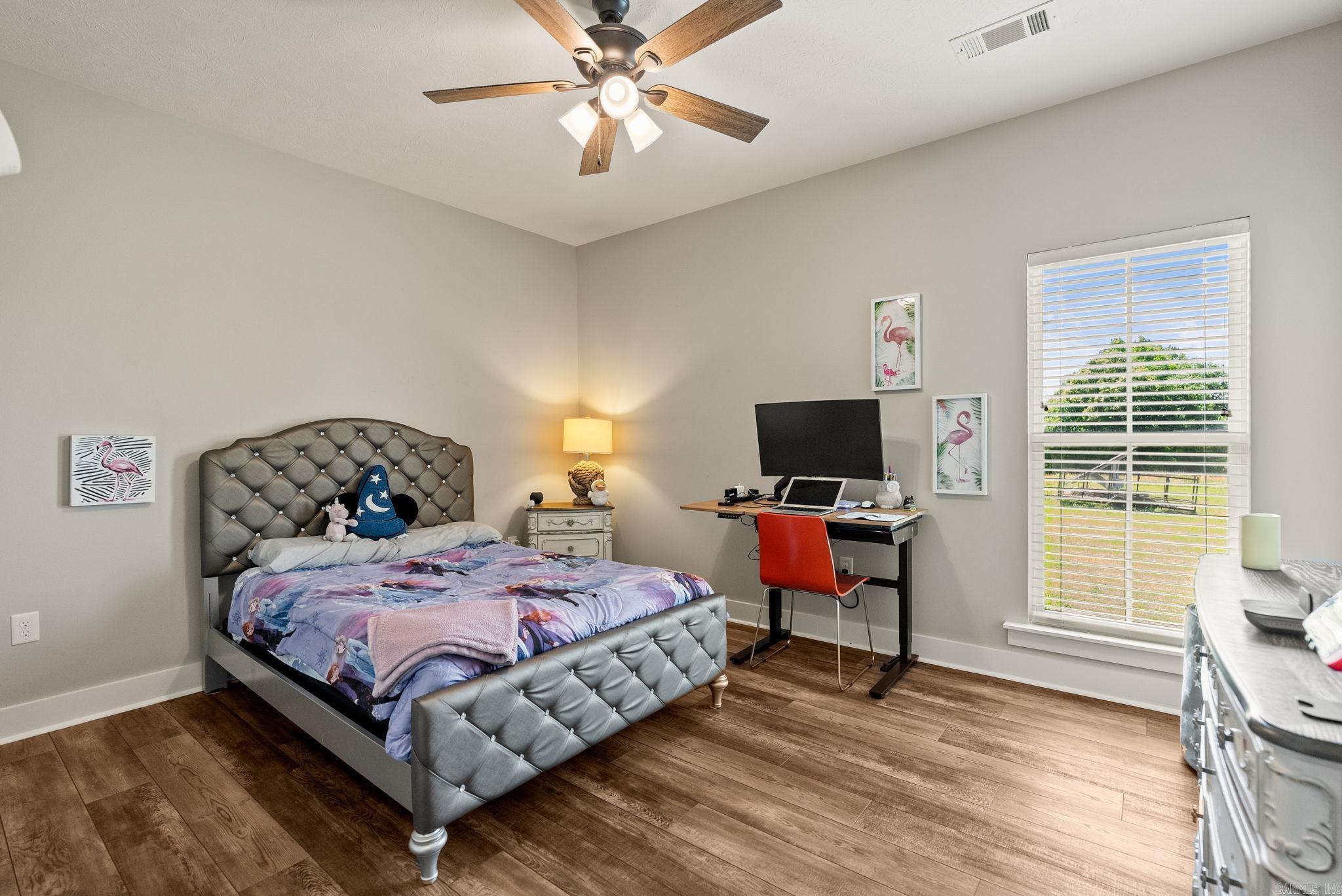 18 Brookeview Dr  Greenbrier, AR