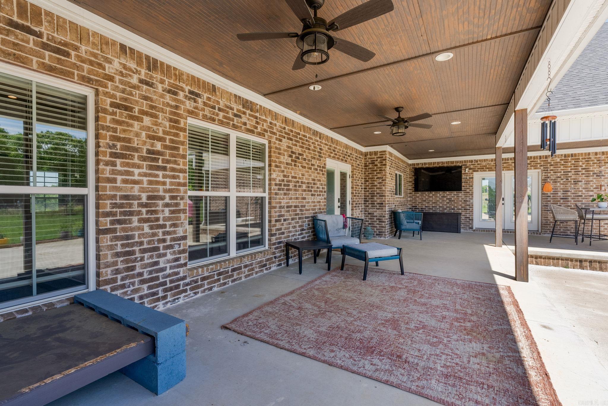 18 Brookeview Dr  Greenbrier, AR