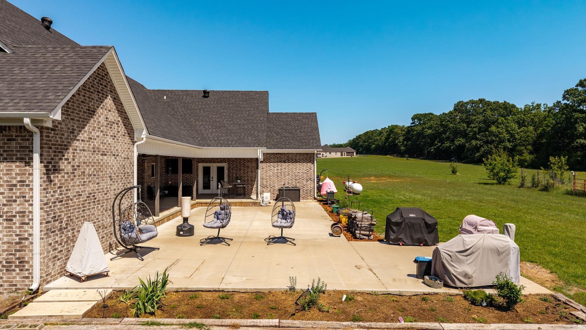 18 Brookeview Dr  Greenbrier, AR