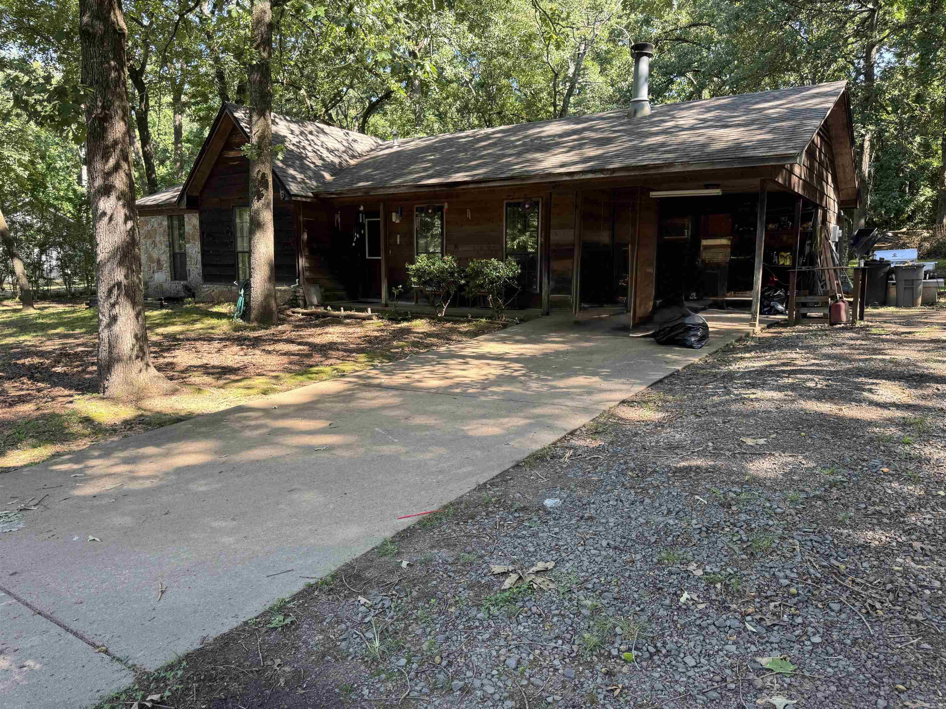 8 Coyote  Conway, AR