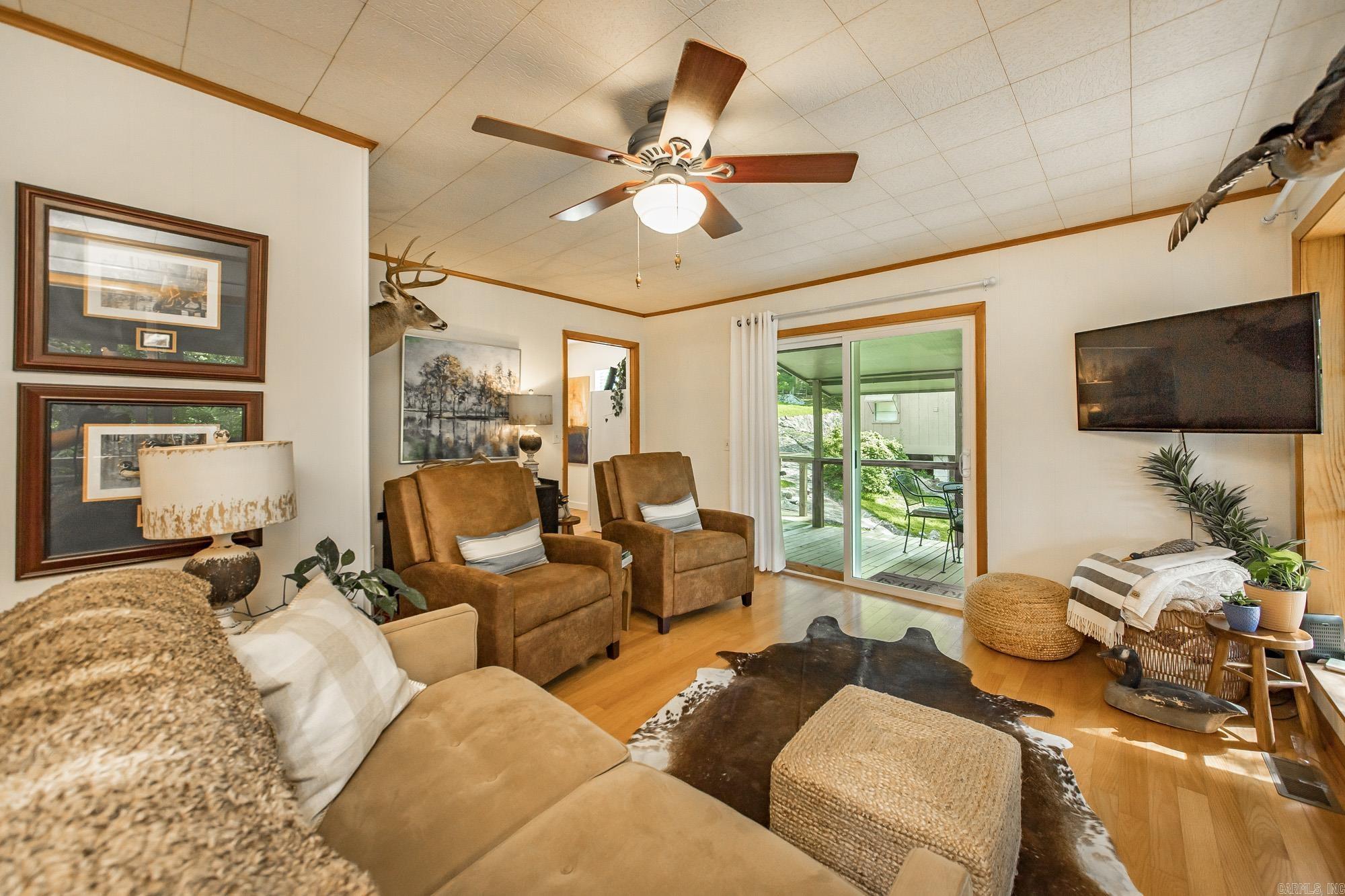 403 Lake Shore  Greers Ferry, AR