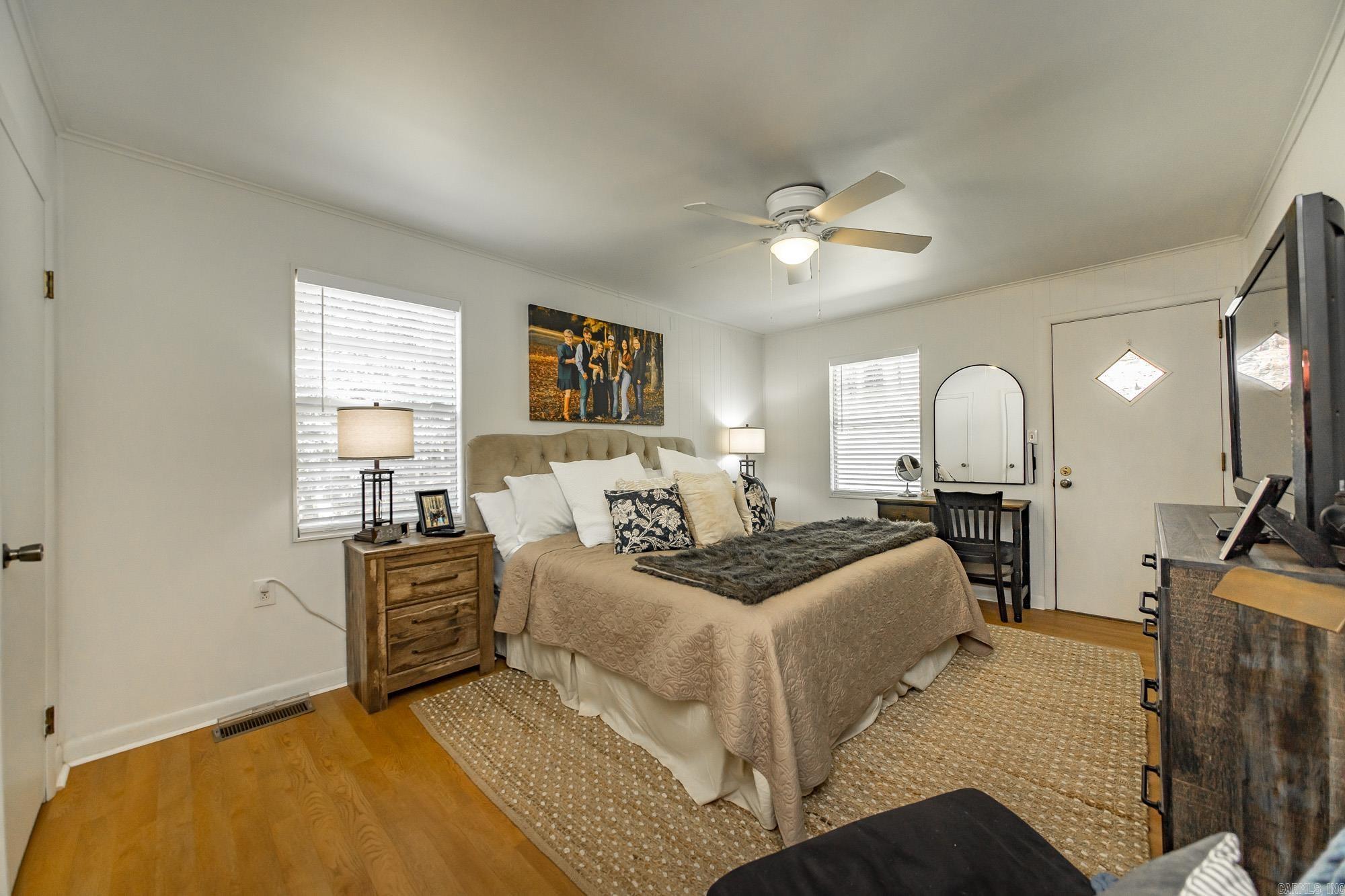 403 Lake Shore  Greers Ferry, AR