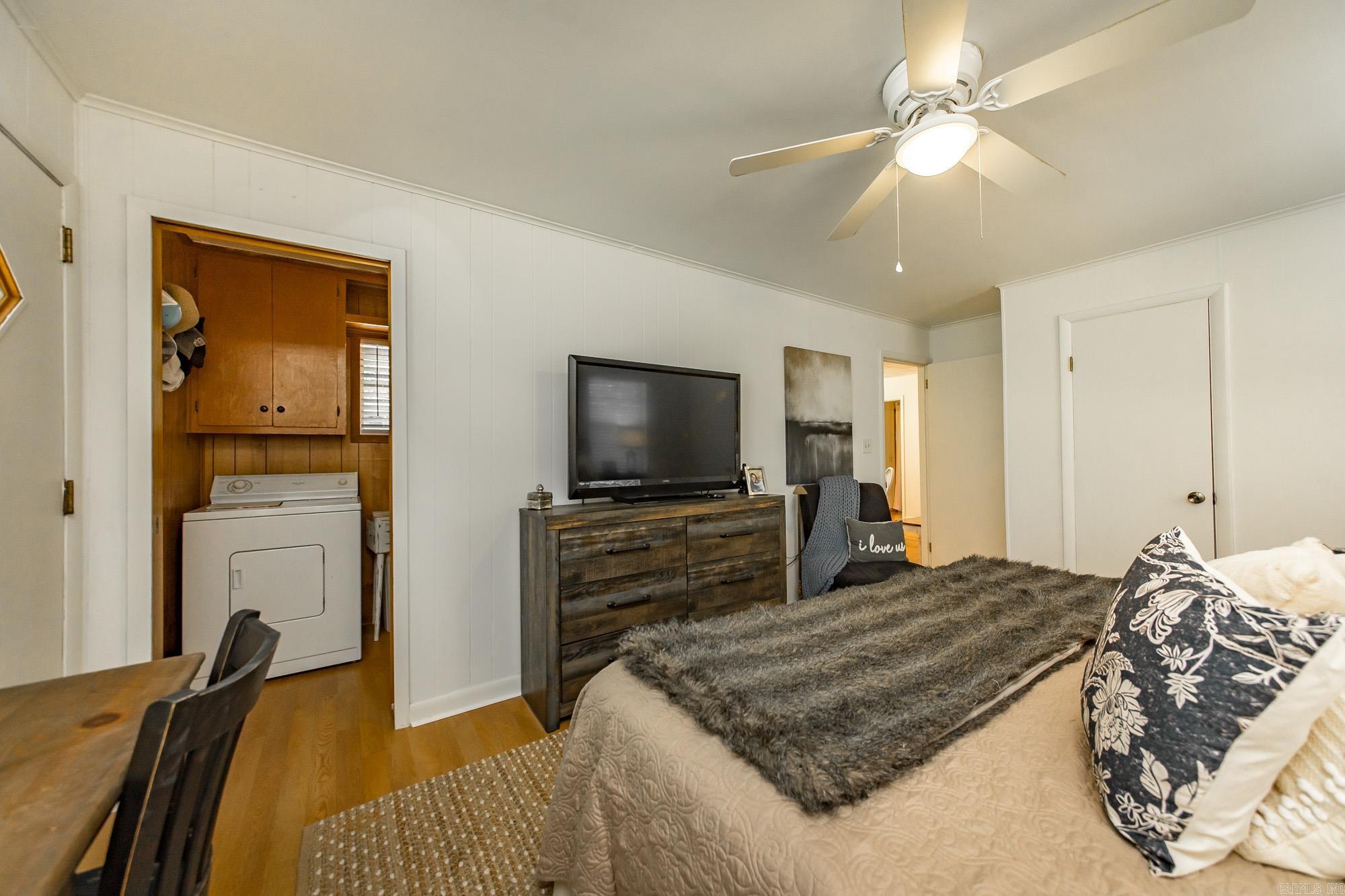 403 Lake Shore  Greers Ferry, AR