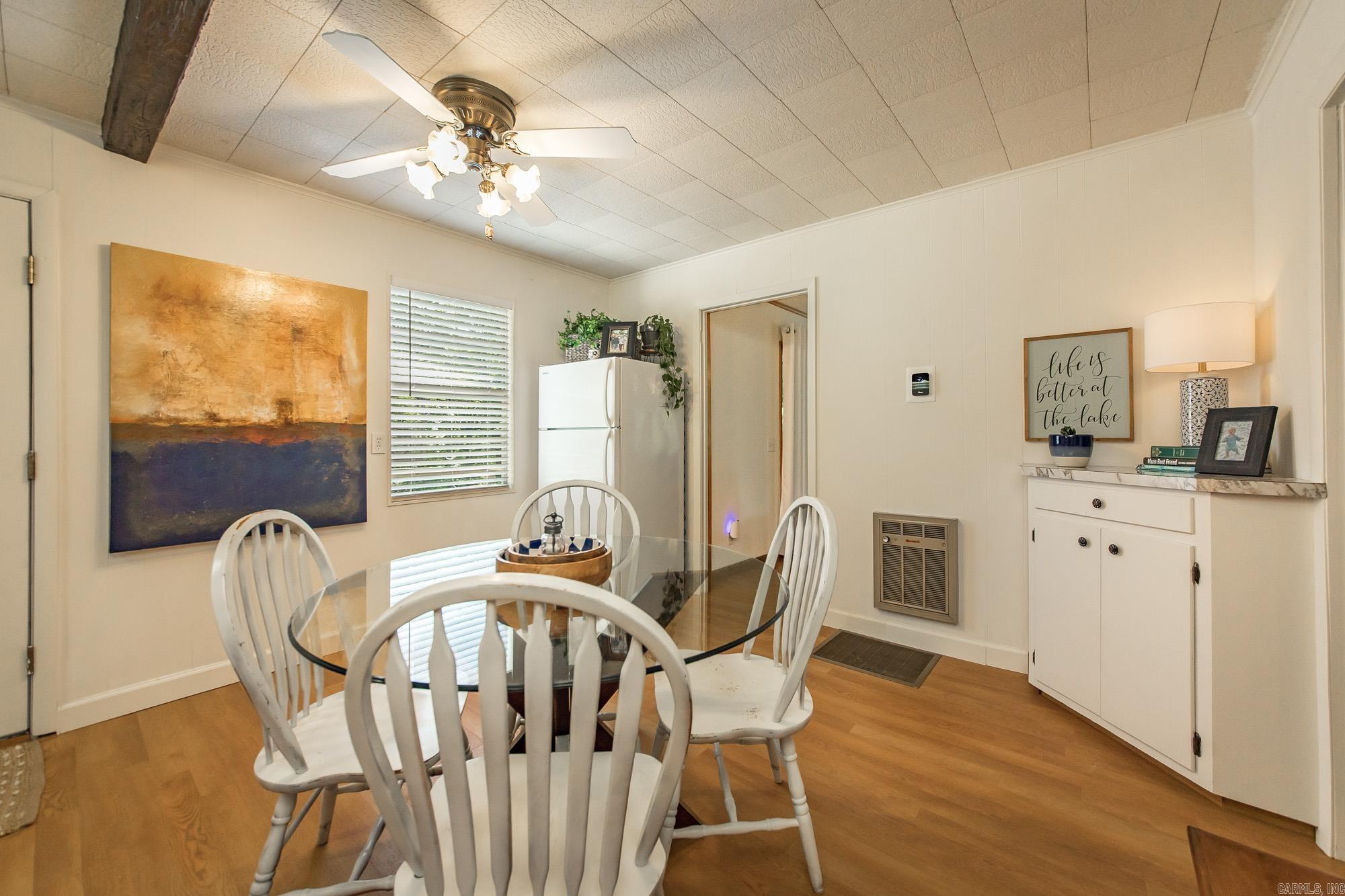 403 Lake Shore  Greers Ferry, AR