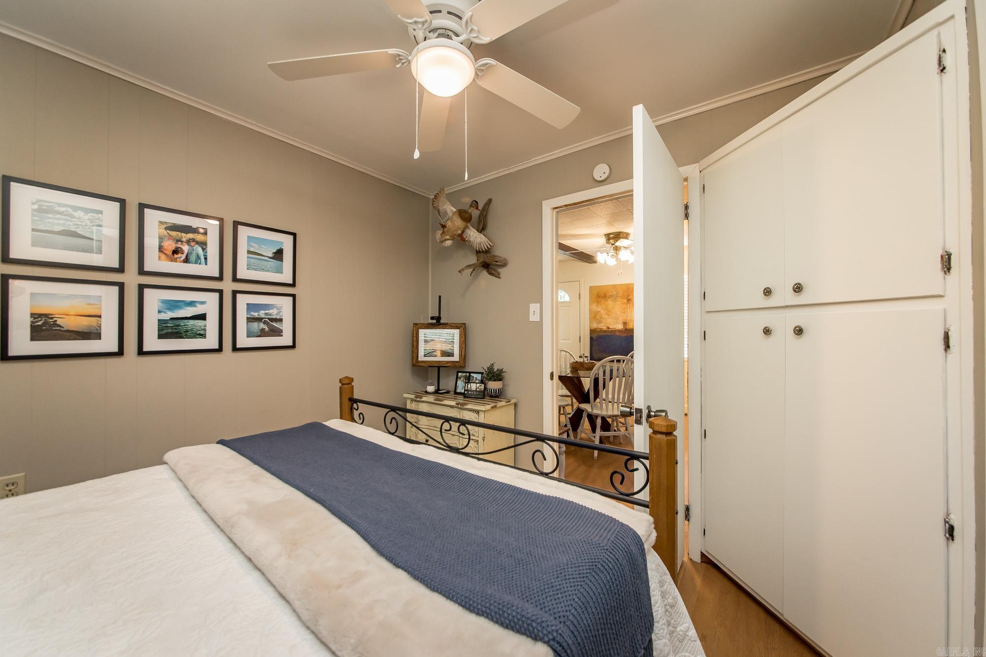 403 Lake Shore  Greers Ferry, AR