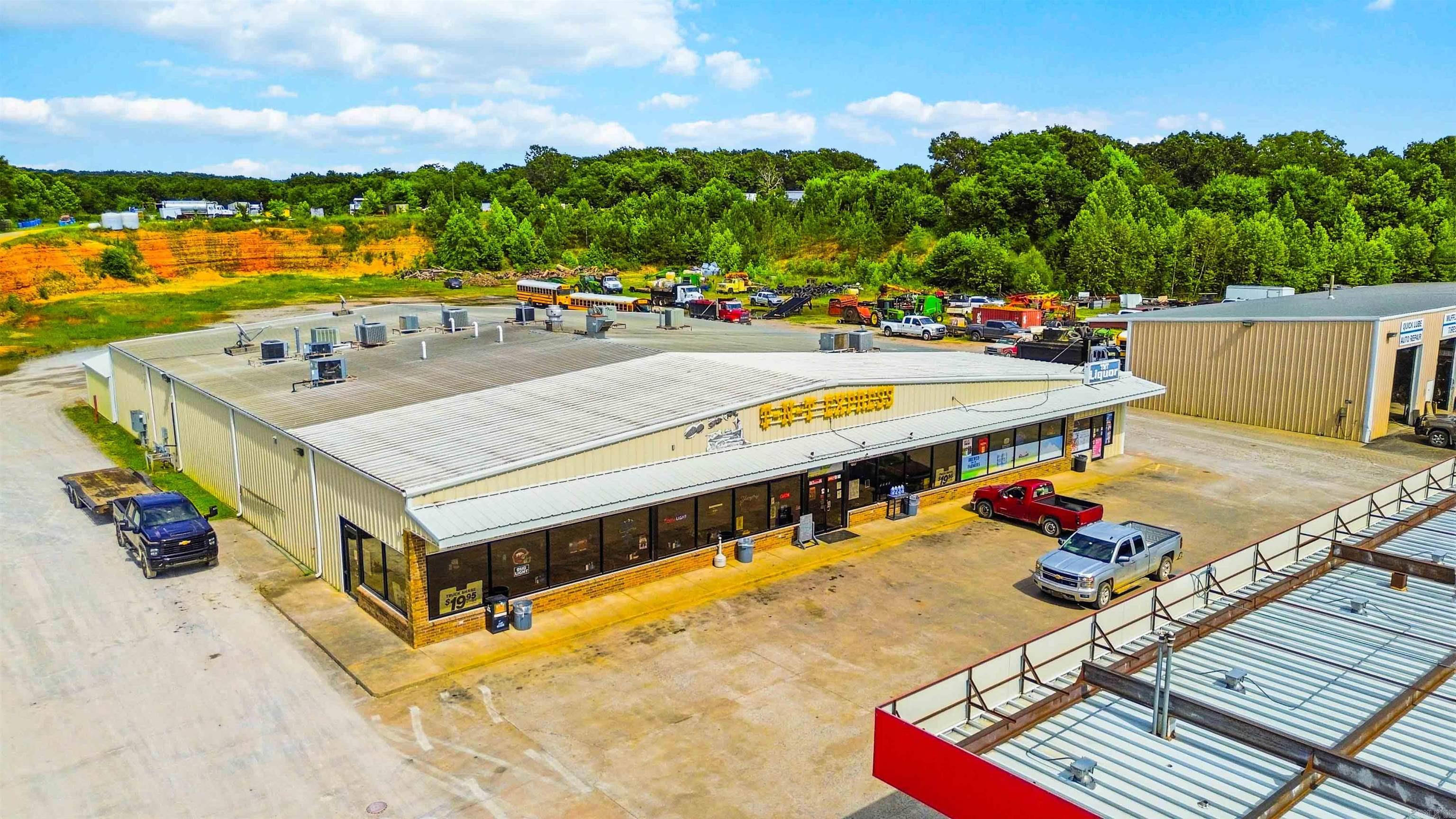 1190 Hwy 59  Decatur, AR