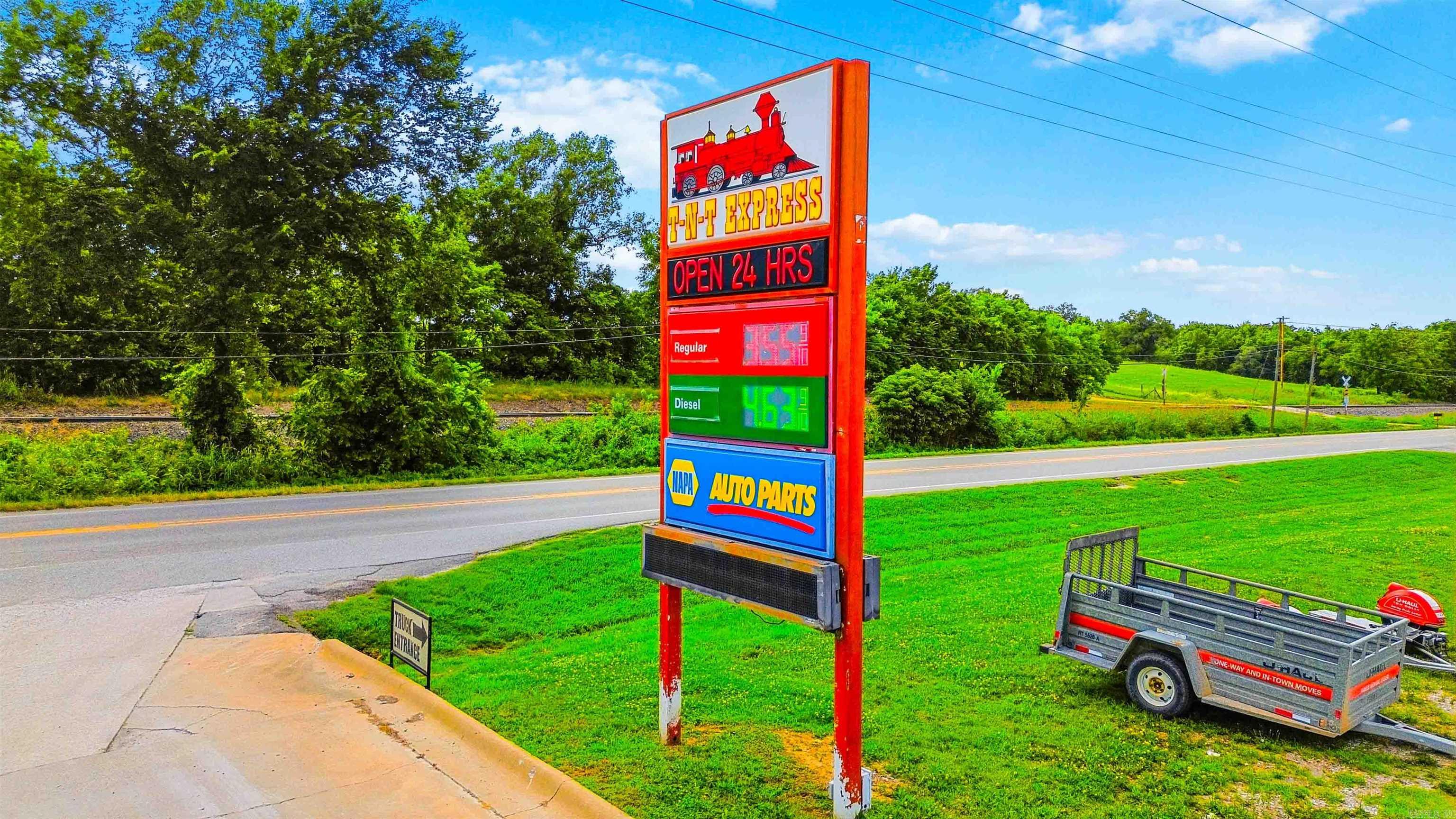 1190 Hwy 59  Decatur, AR
