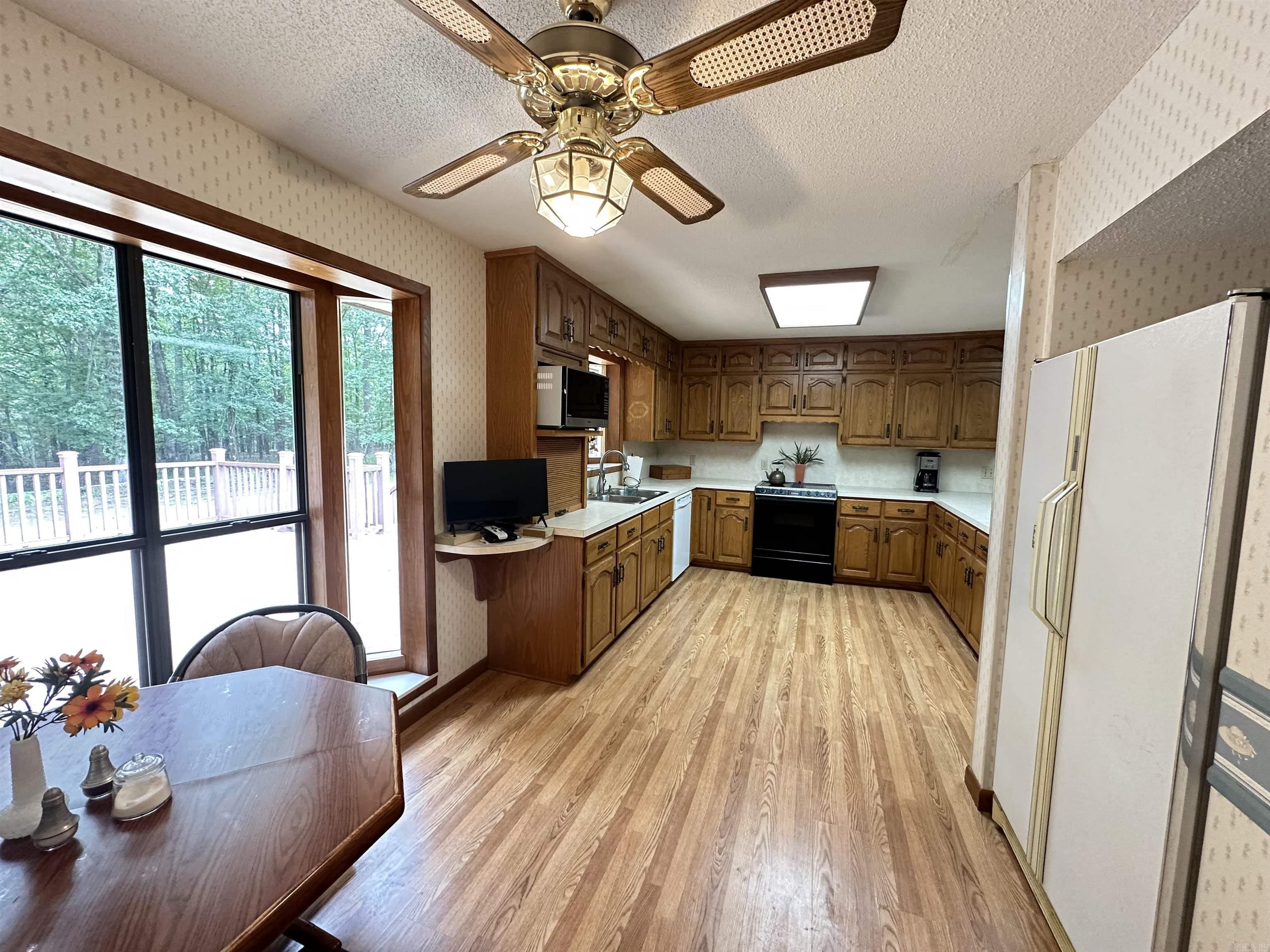 234 Pine Hill Rd  Fairfield Bay, AR