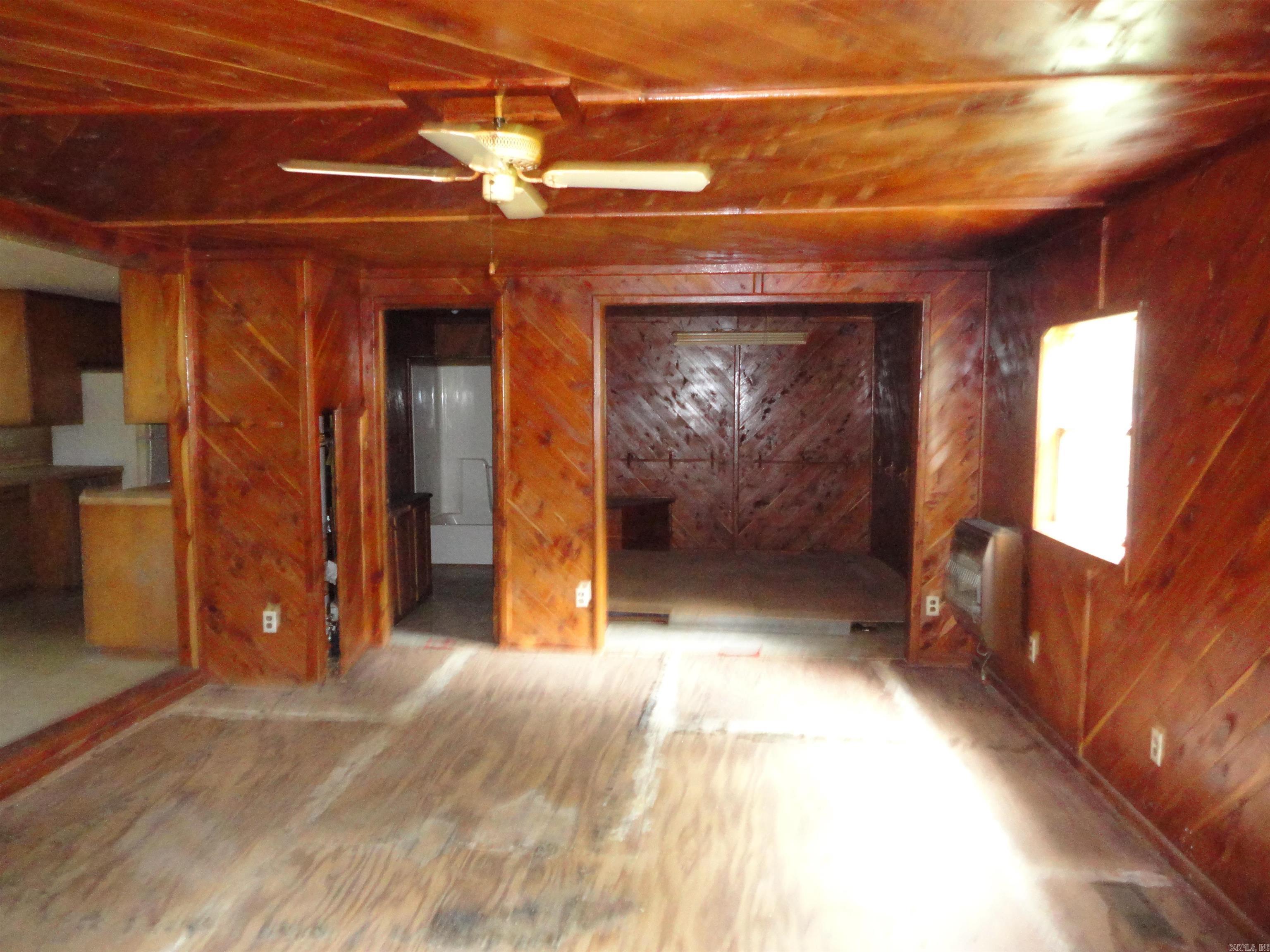 808 Gayler  Mountain View, AR
