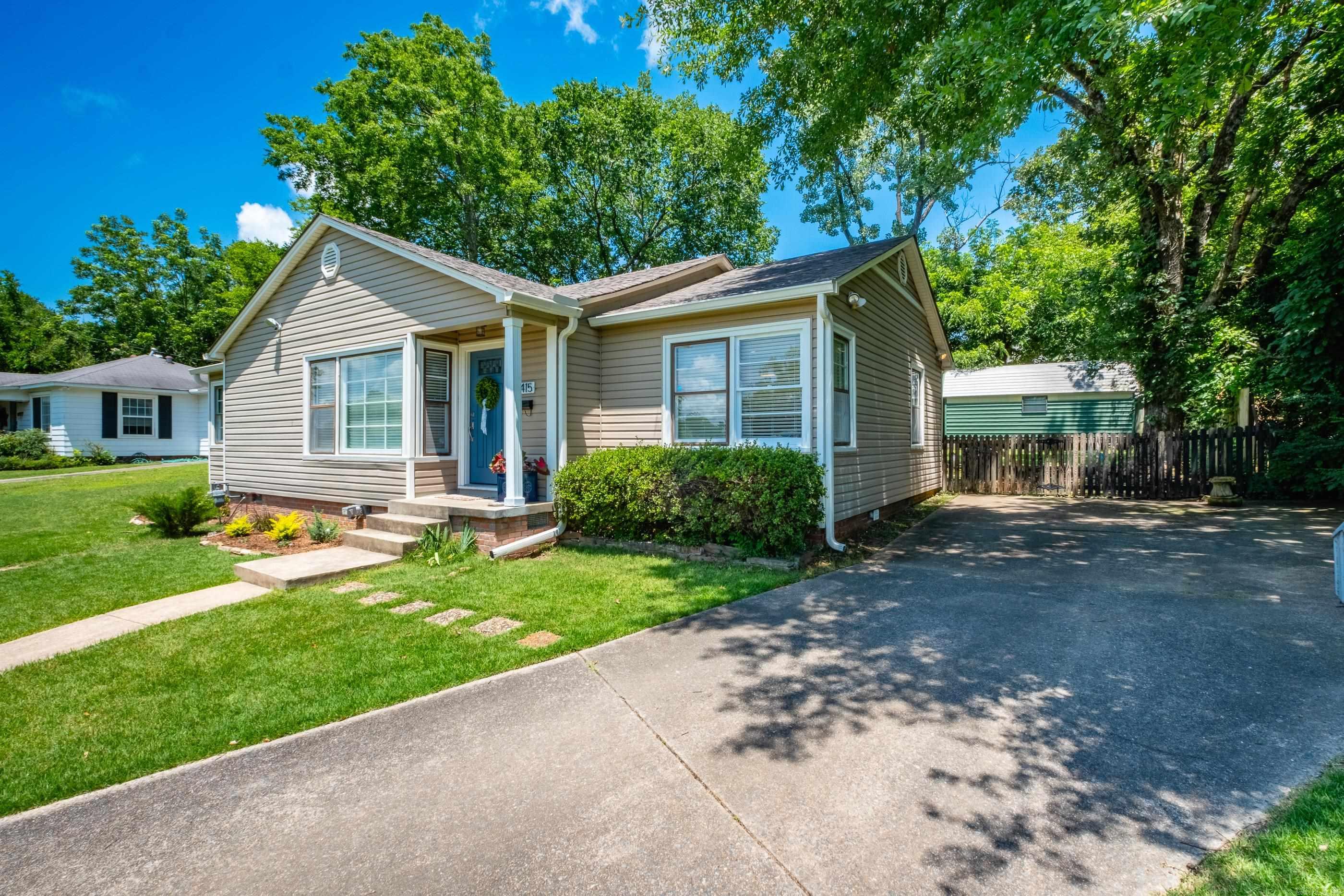 2415 Blackwood  Little Rock, AR