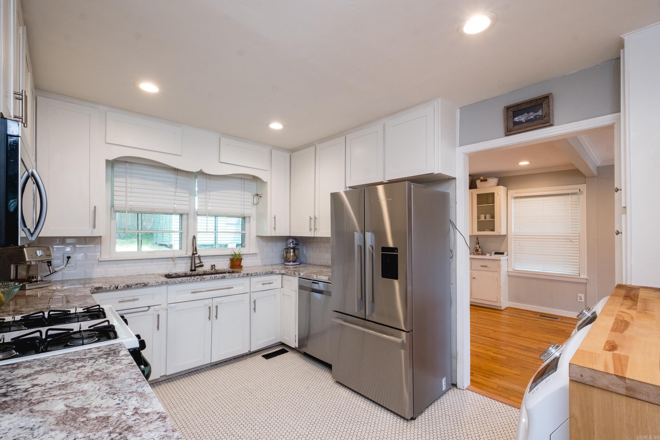2415 Blackwood  Little Rock, AR