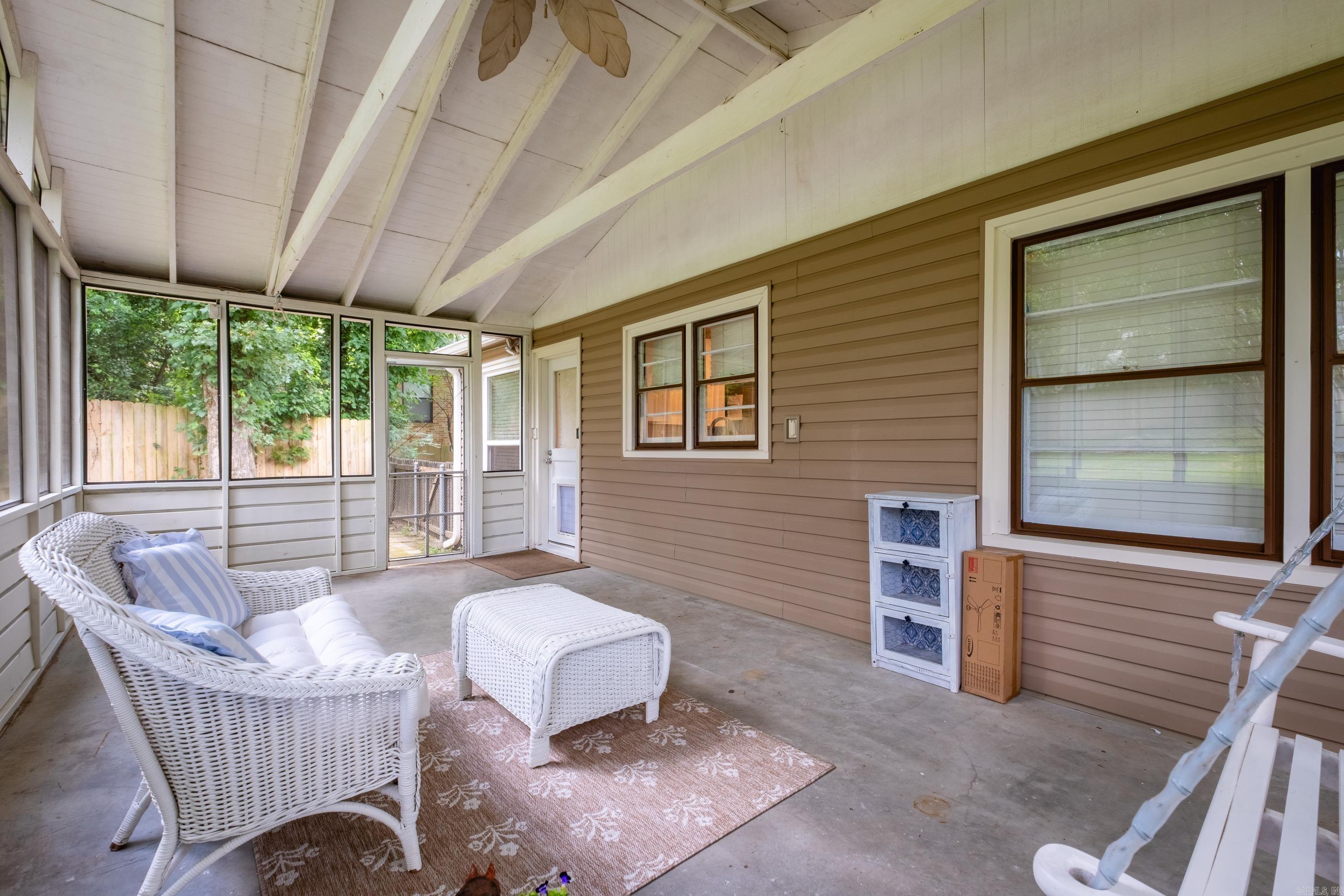 2415 Blackwood  Little Rock, AR