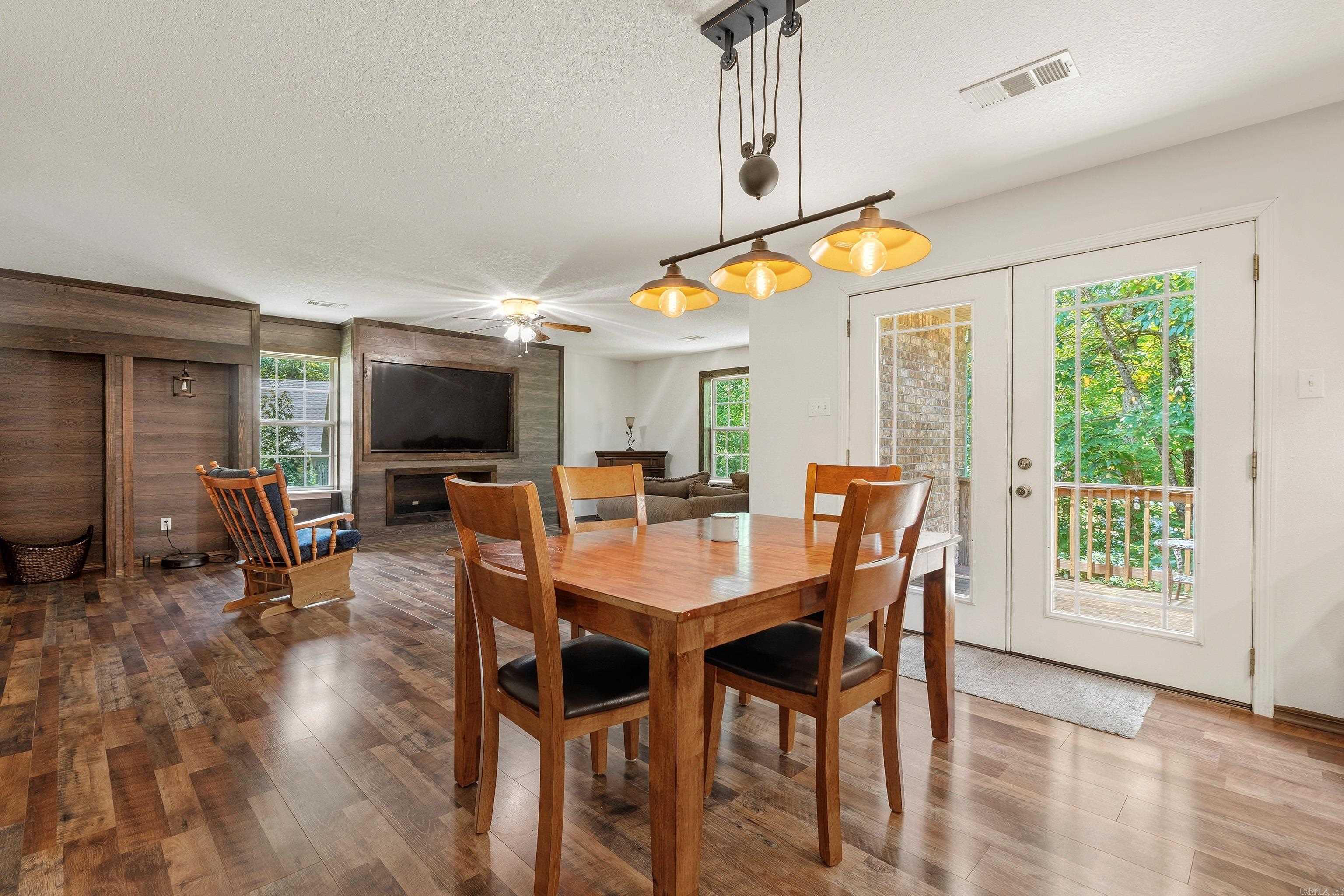 539 Charlie Stover  Royal, AR