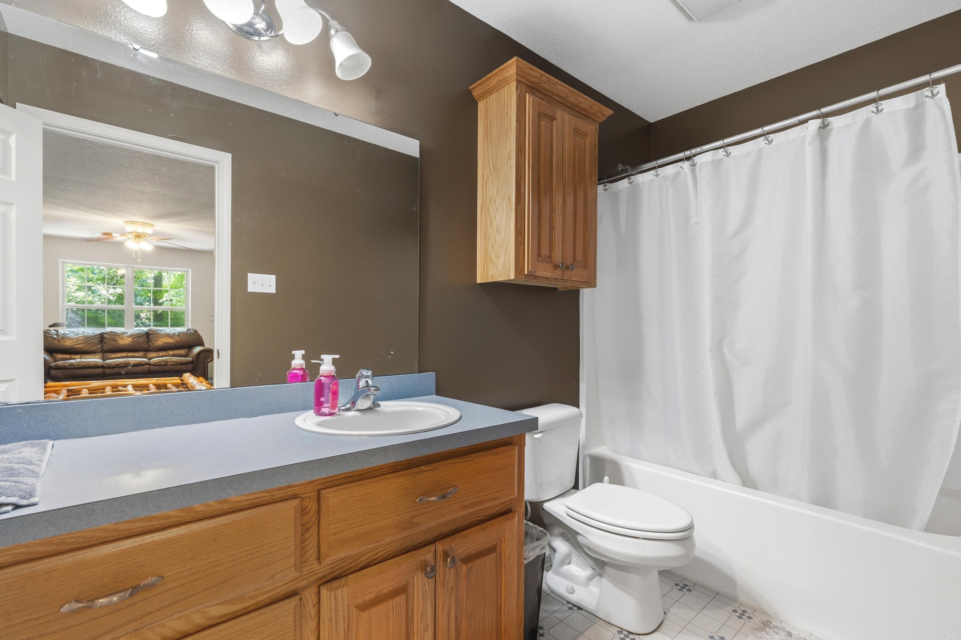 539 Charlie Stover  Royal, AR