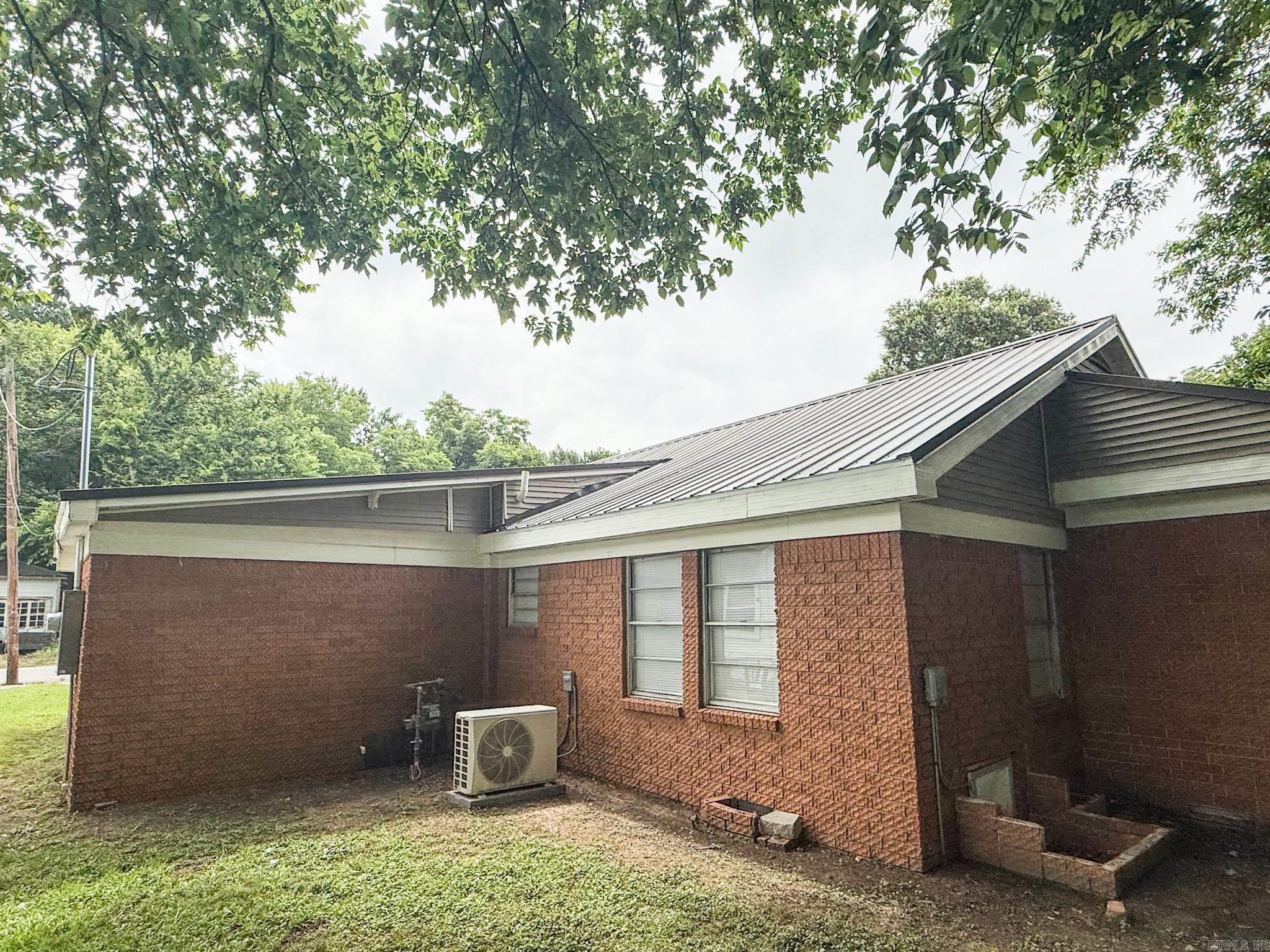1422 Dyer  Malvern, AR