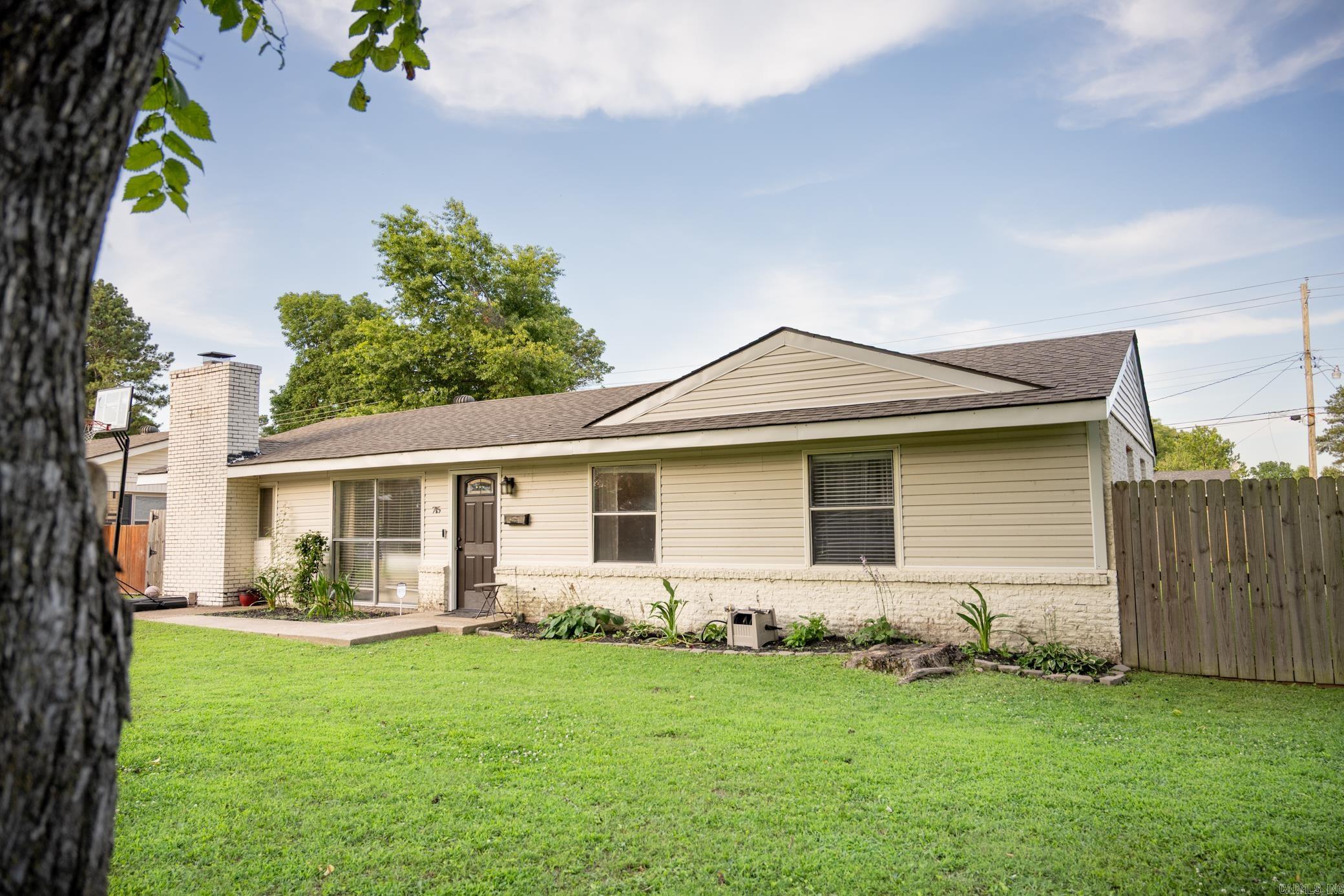 715 SE 7th  Walnut Ridge, AR