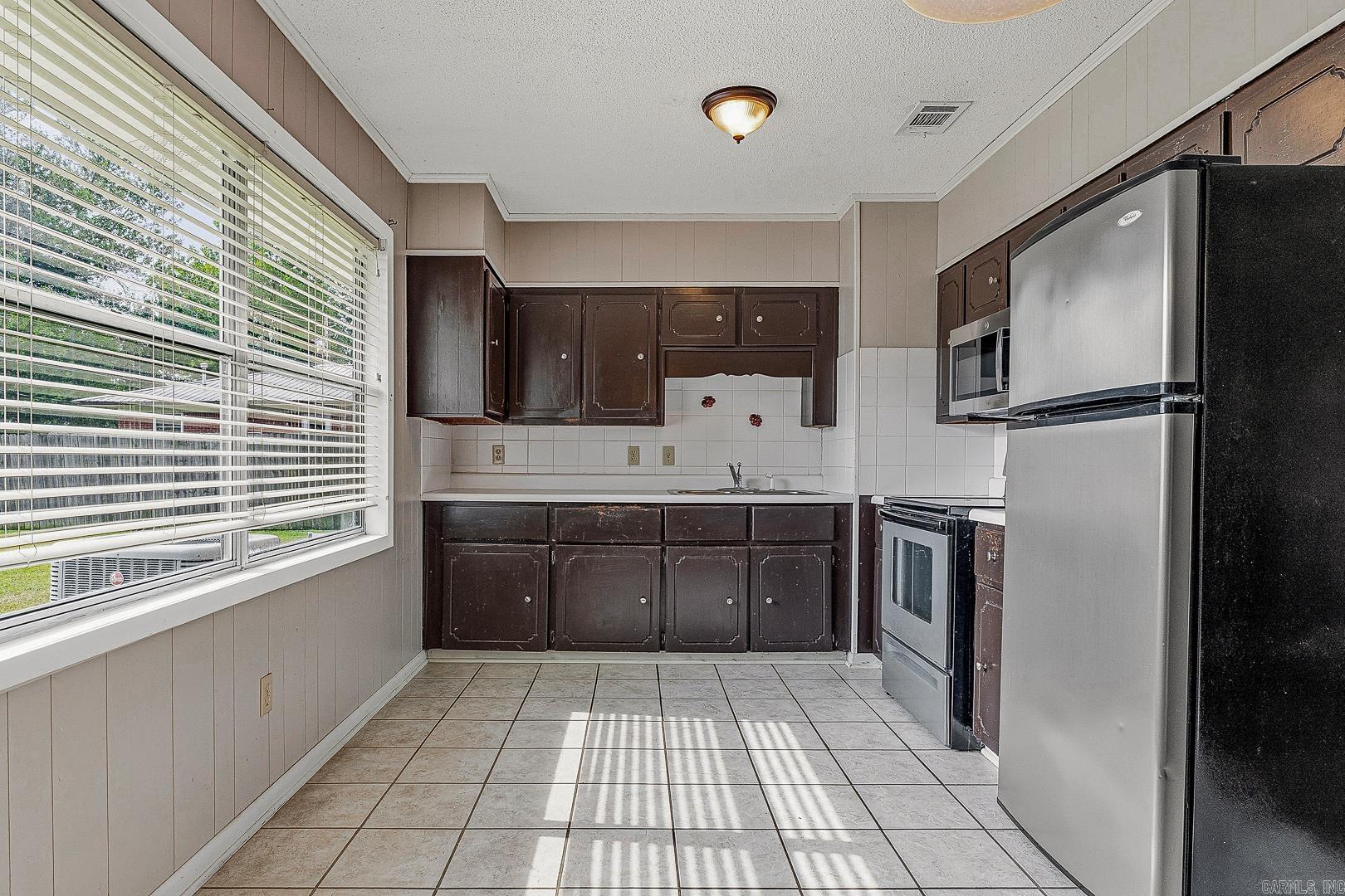 715 SE 7th  Walnut Ridge, AR