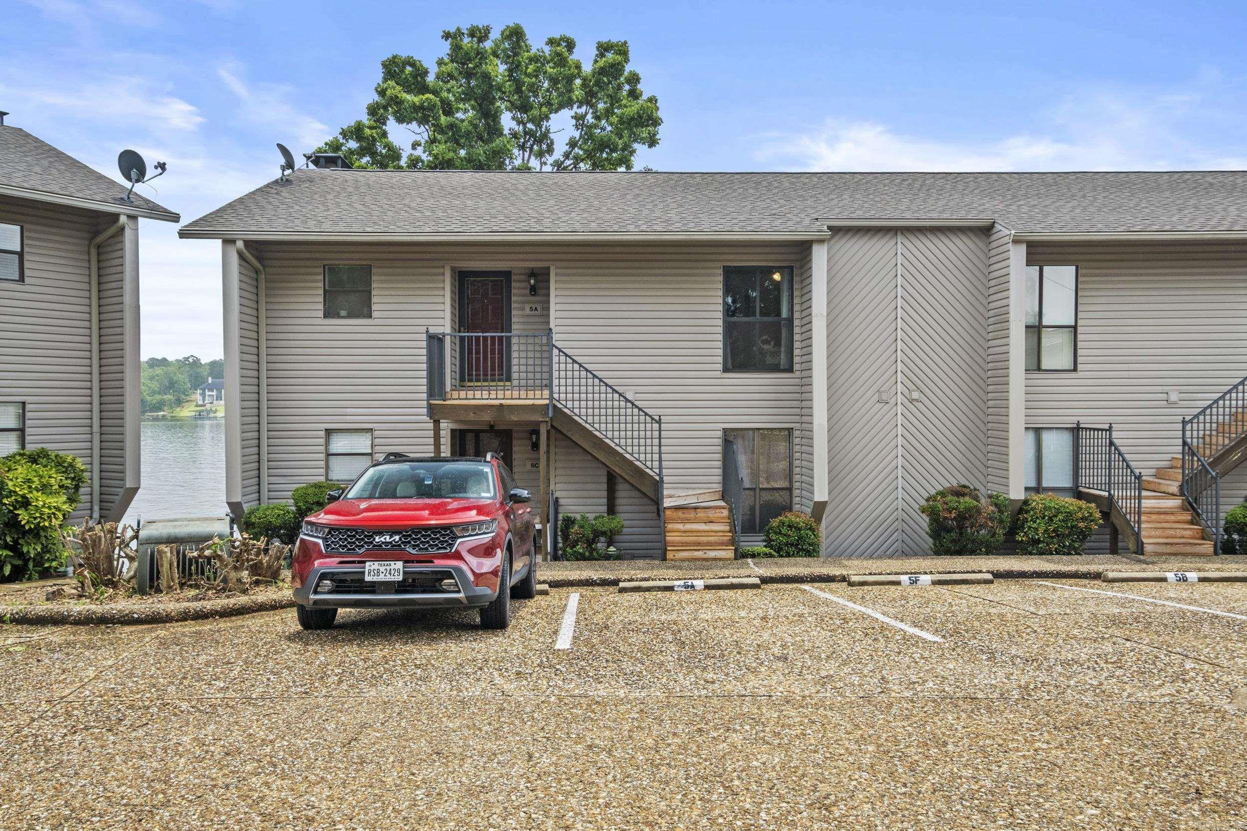 1319 Airport  Hot Springs, AR