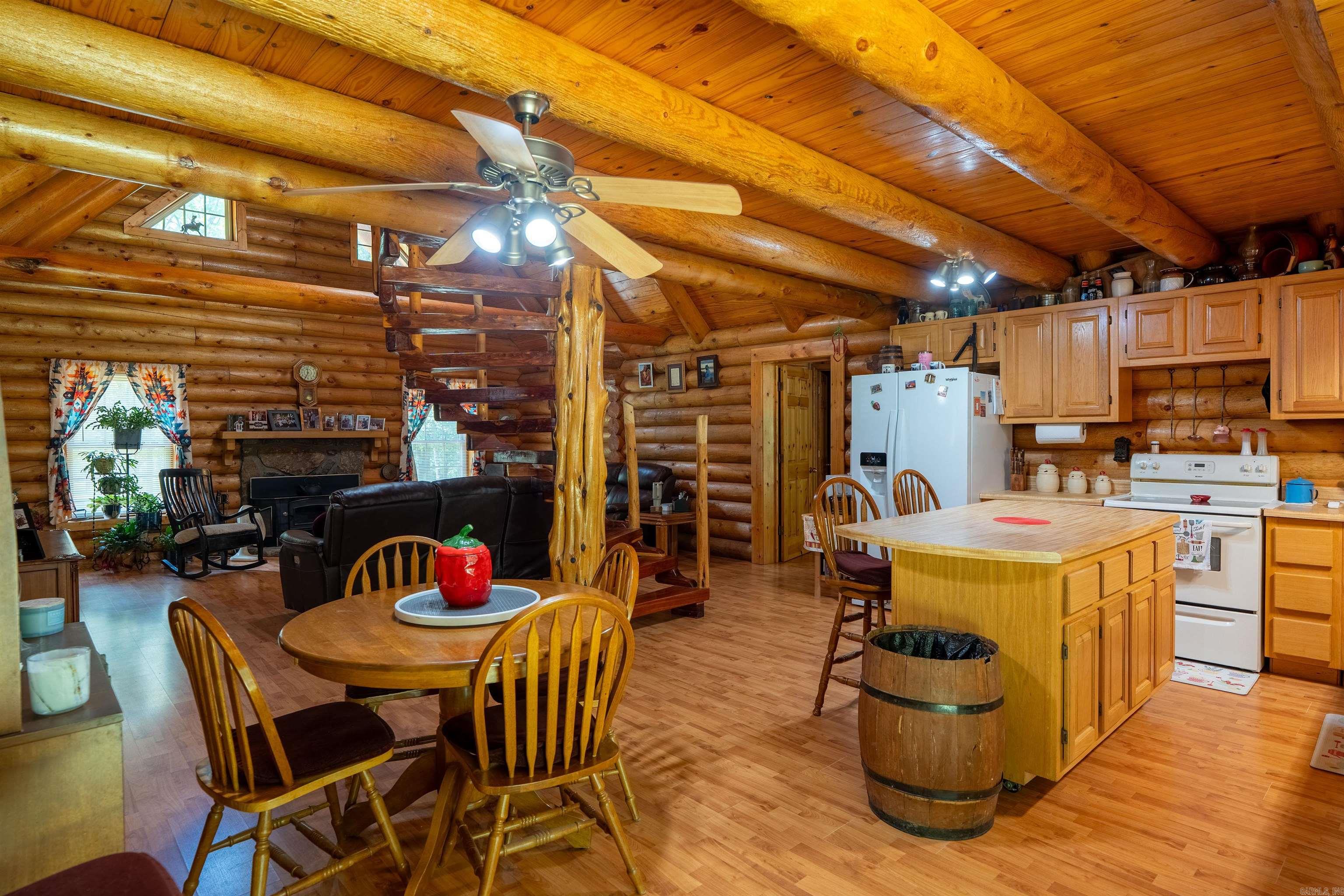 630 Goldmine  Bradford, AR