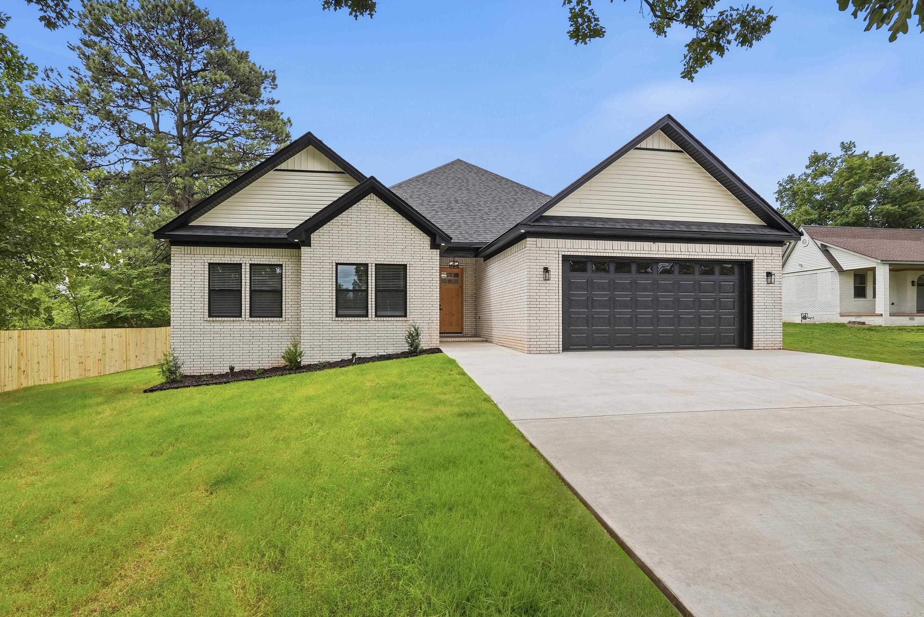 1304 E Maryland  Sherwood, AR