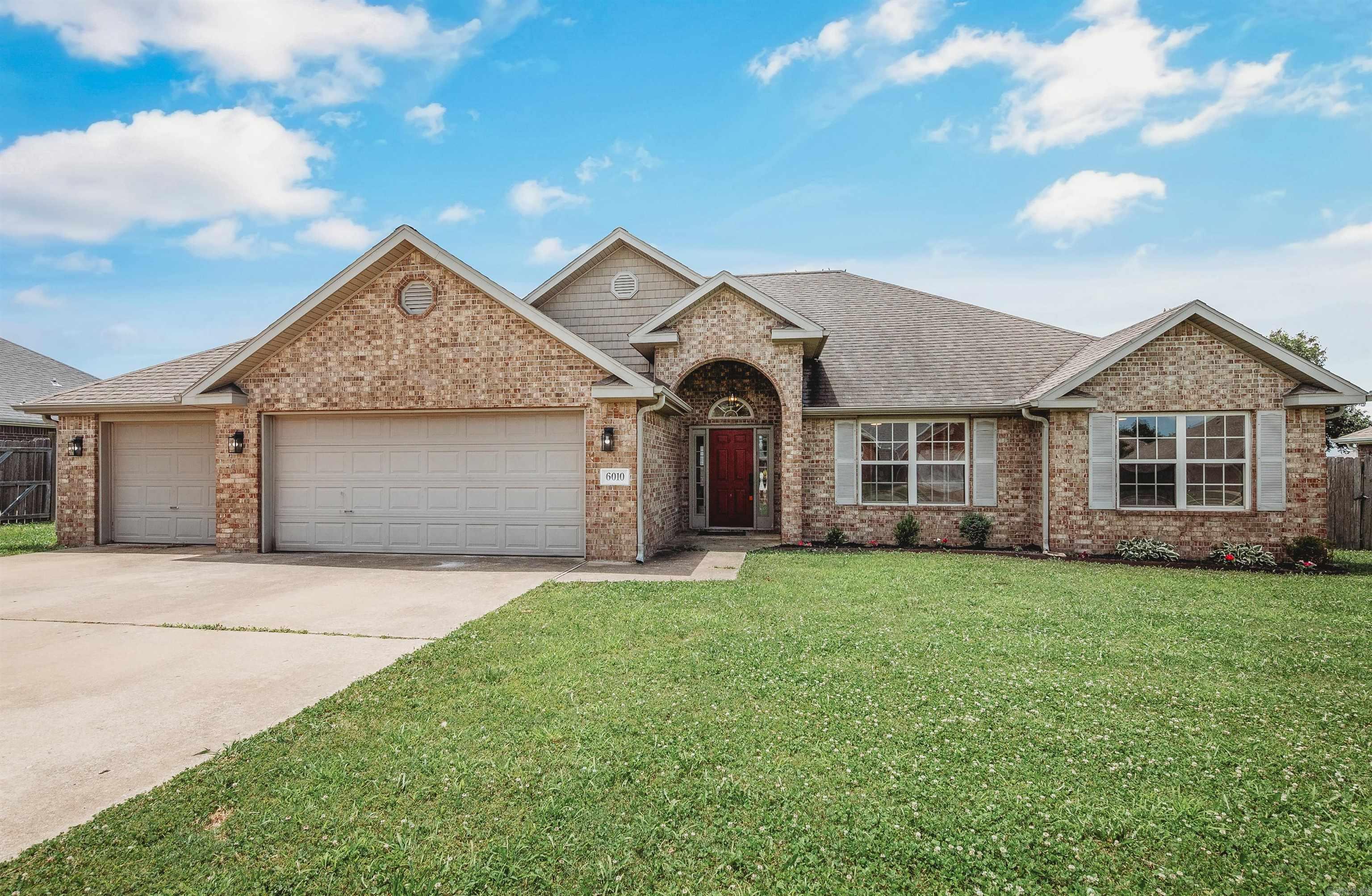 6010 Overland  Siloam Springs, AR