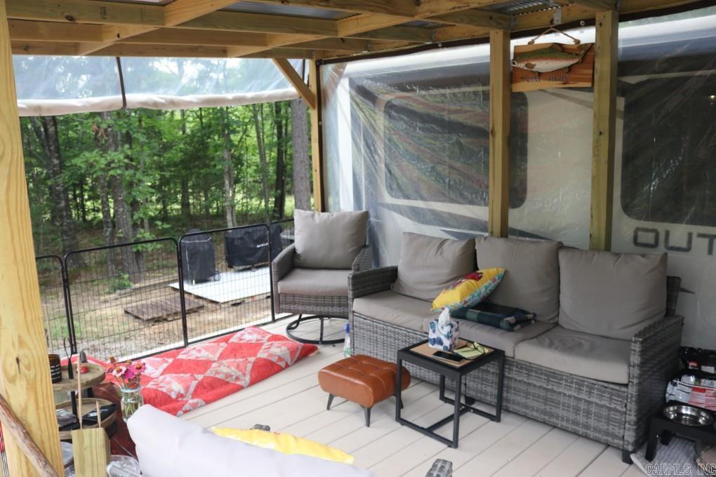 8798 Holly Mountain  Clinton, AR