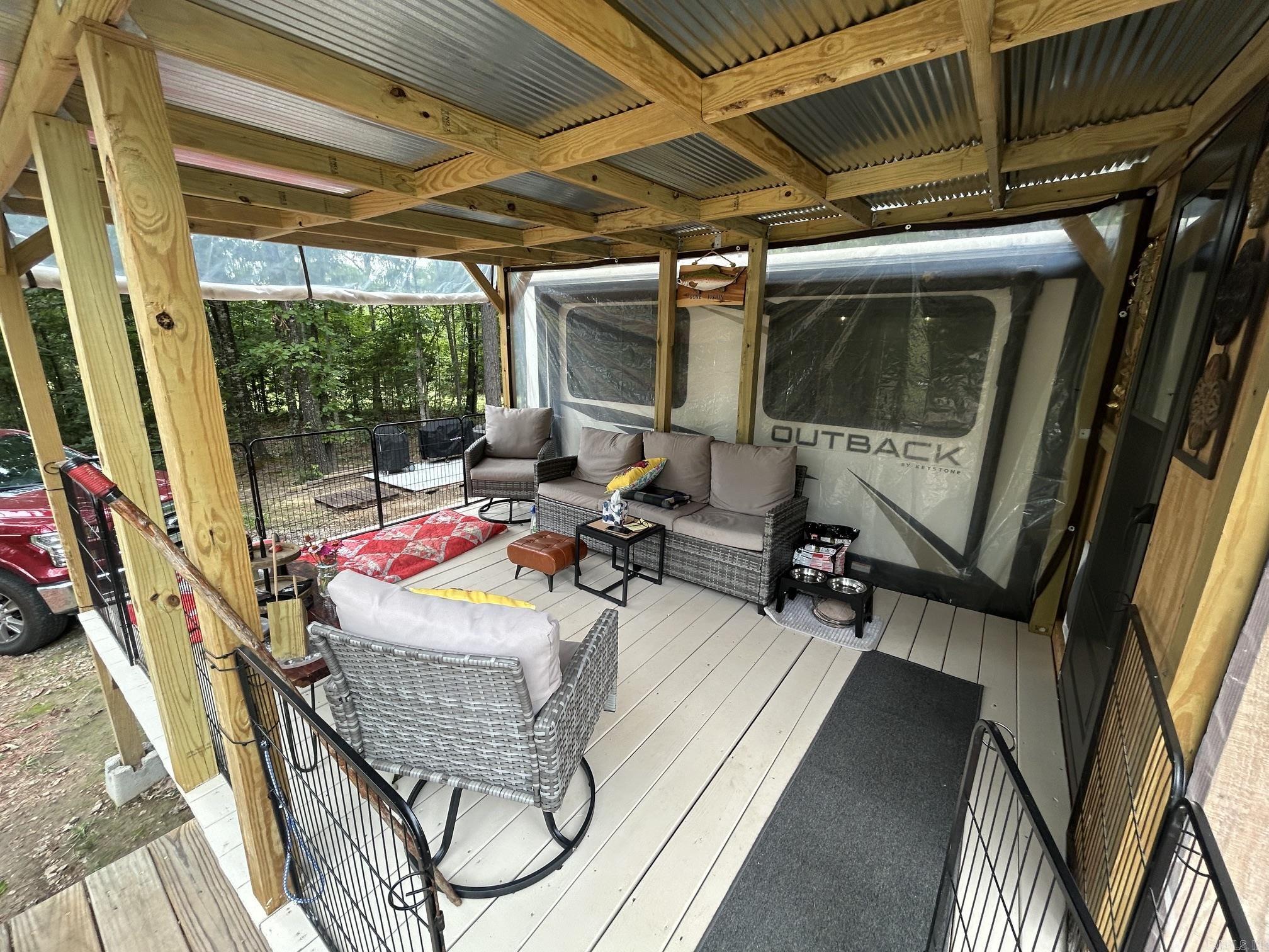 8798 Holly Mountain  Clinton, AR