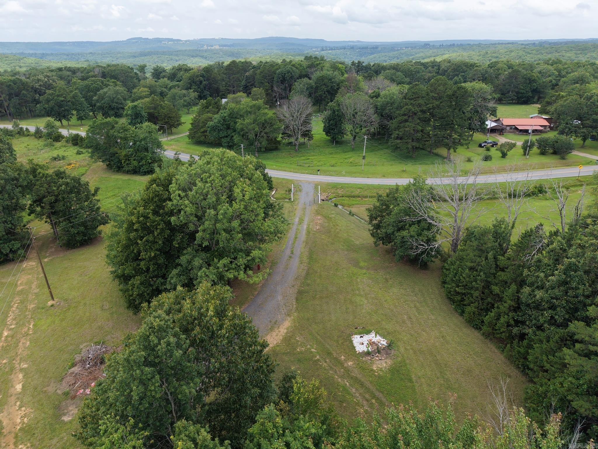 8798 Holly Mountain  Clinton, AR