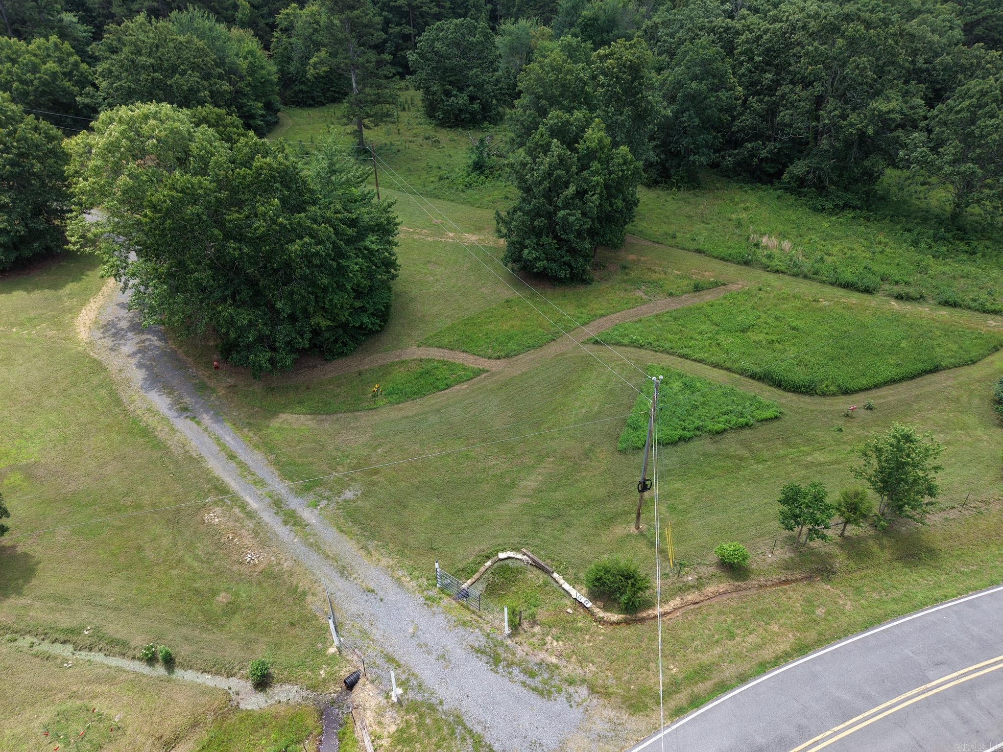 8798 Holly Mountain  Clinton, AR