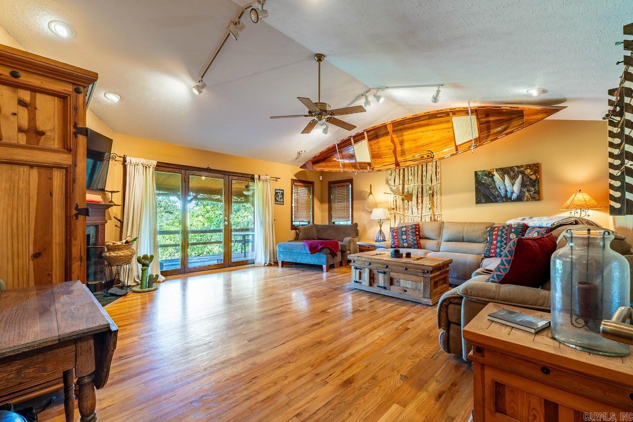 312 Shadow Oak  Mammoth Spring, AR