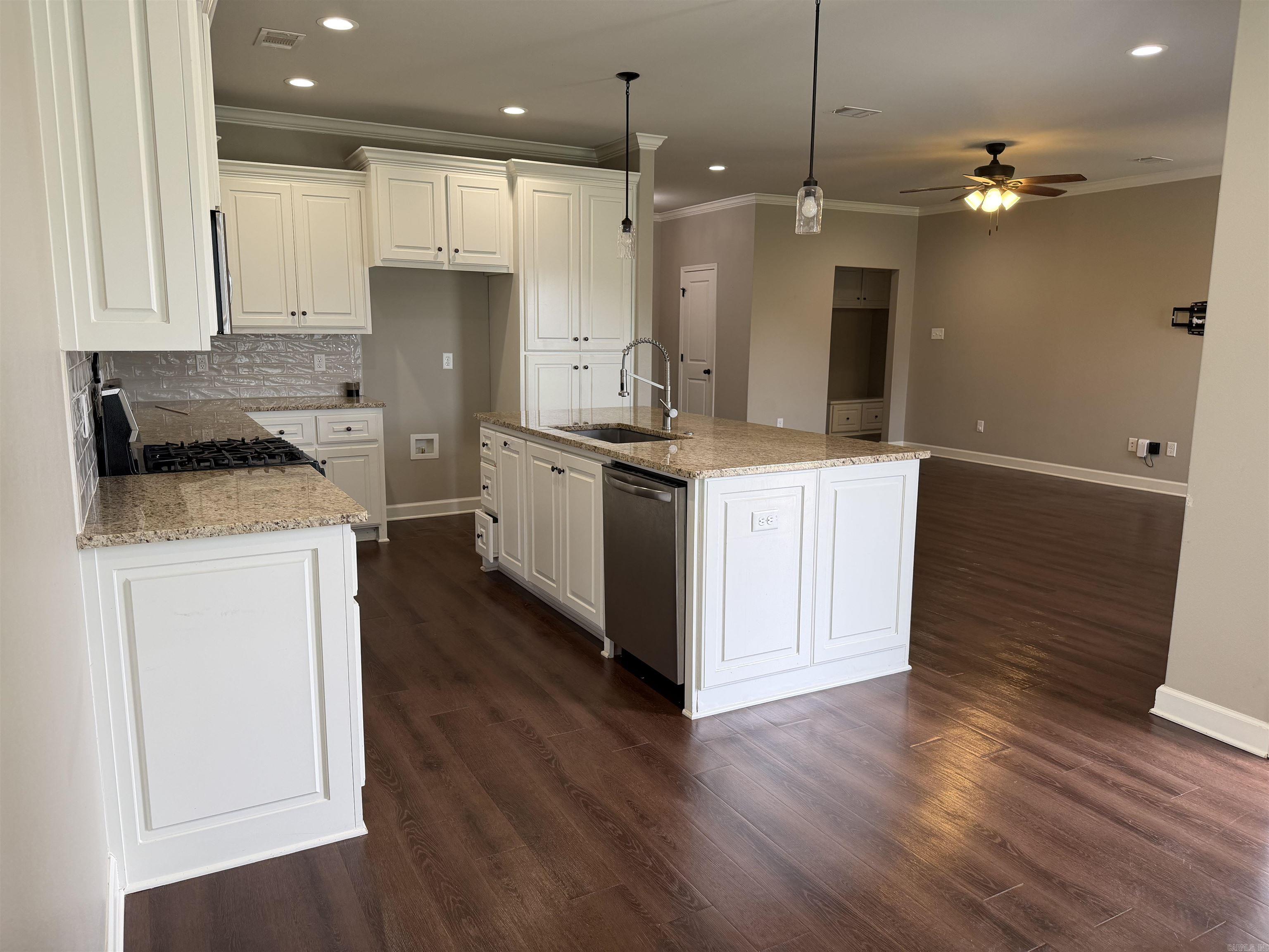 810 Mango Loop  Austin, AR